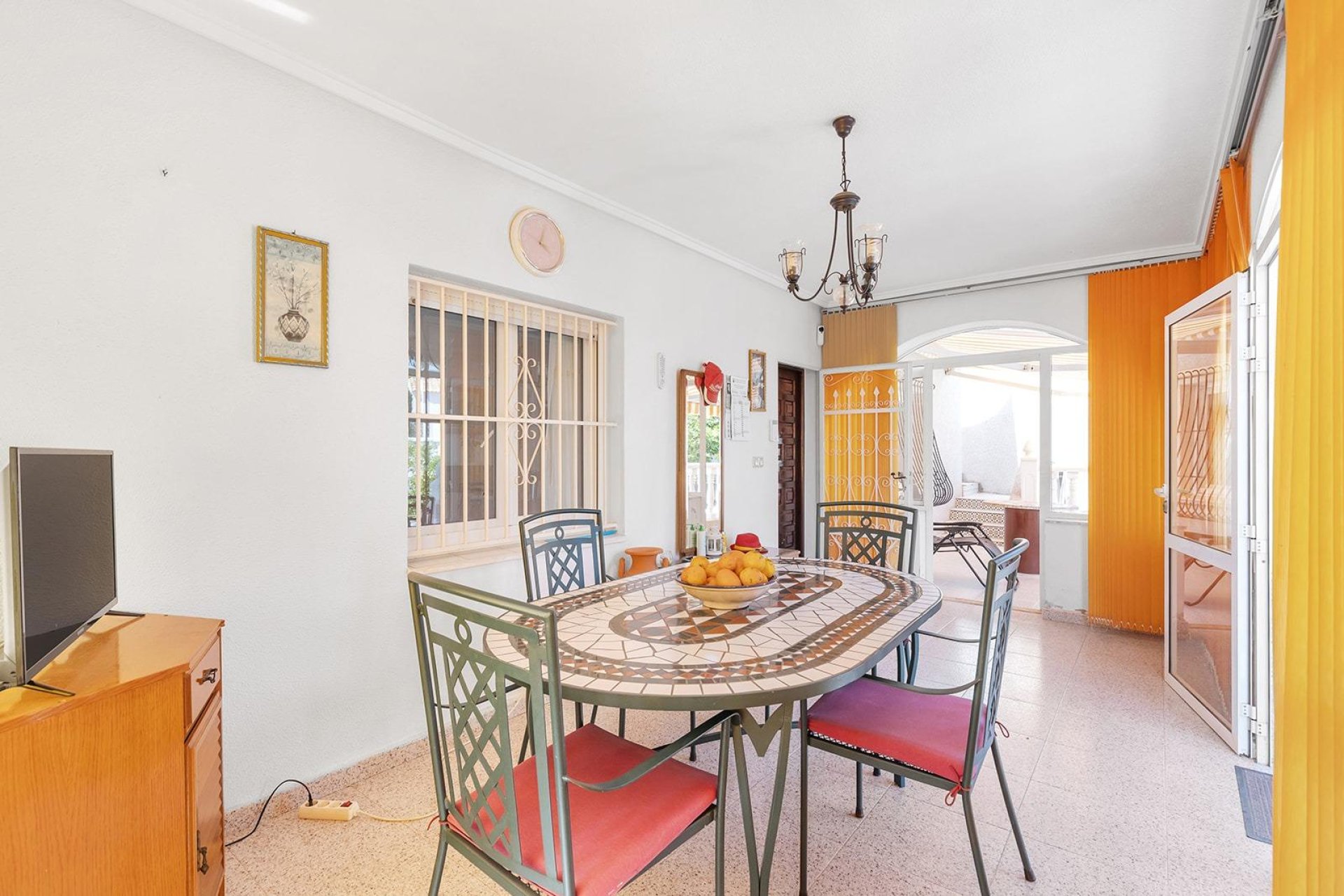 Återförsäljning - Villa -
Rojales - Centro de la Ciudad Quesada