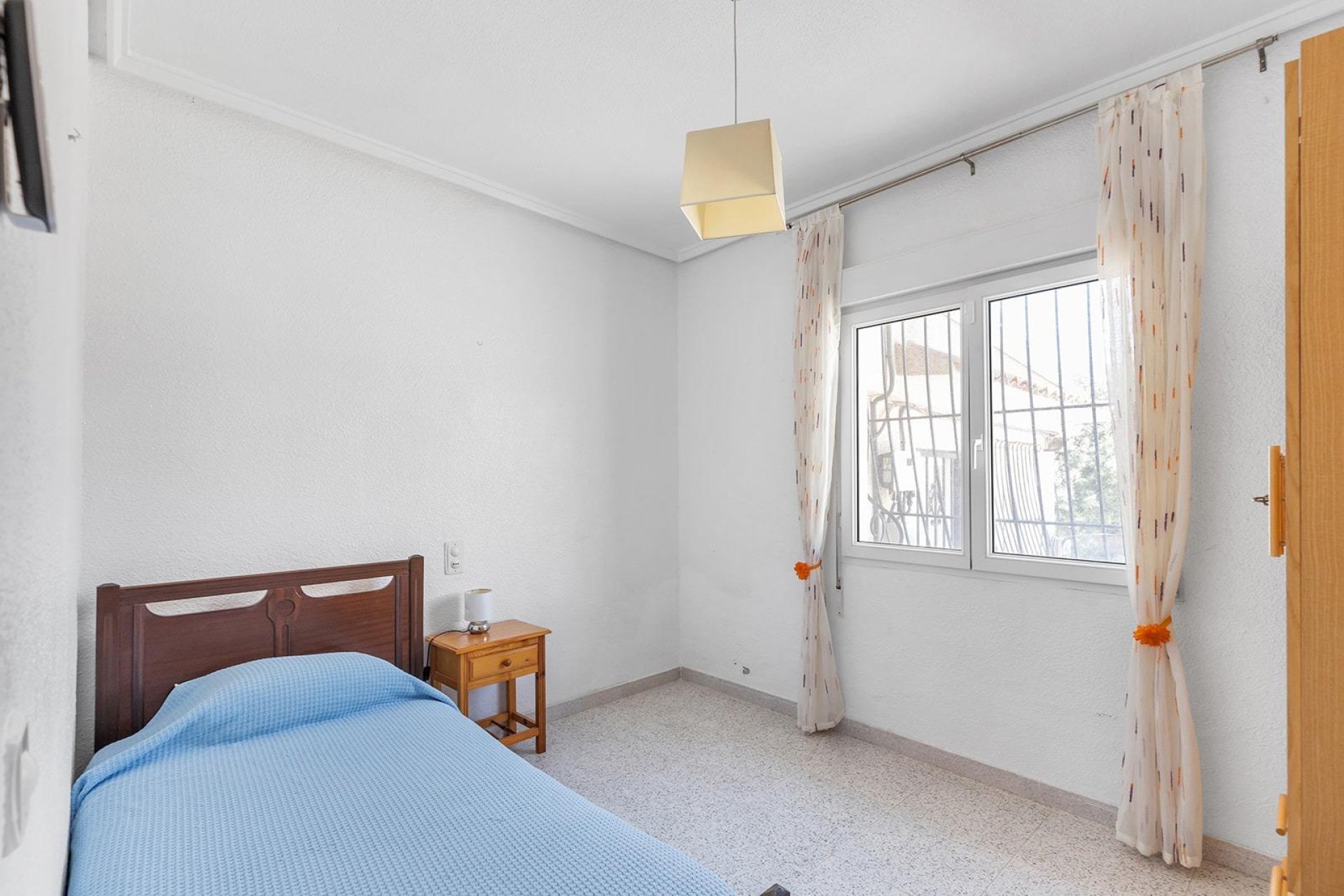 Återförsäljning - Villa -
Rojales - Centro de la Ciudad Quesada