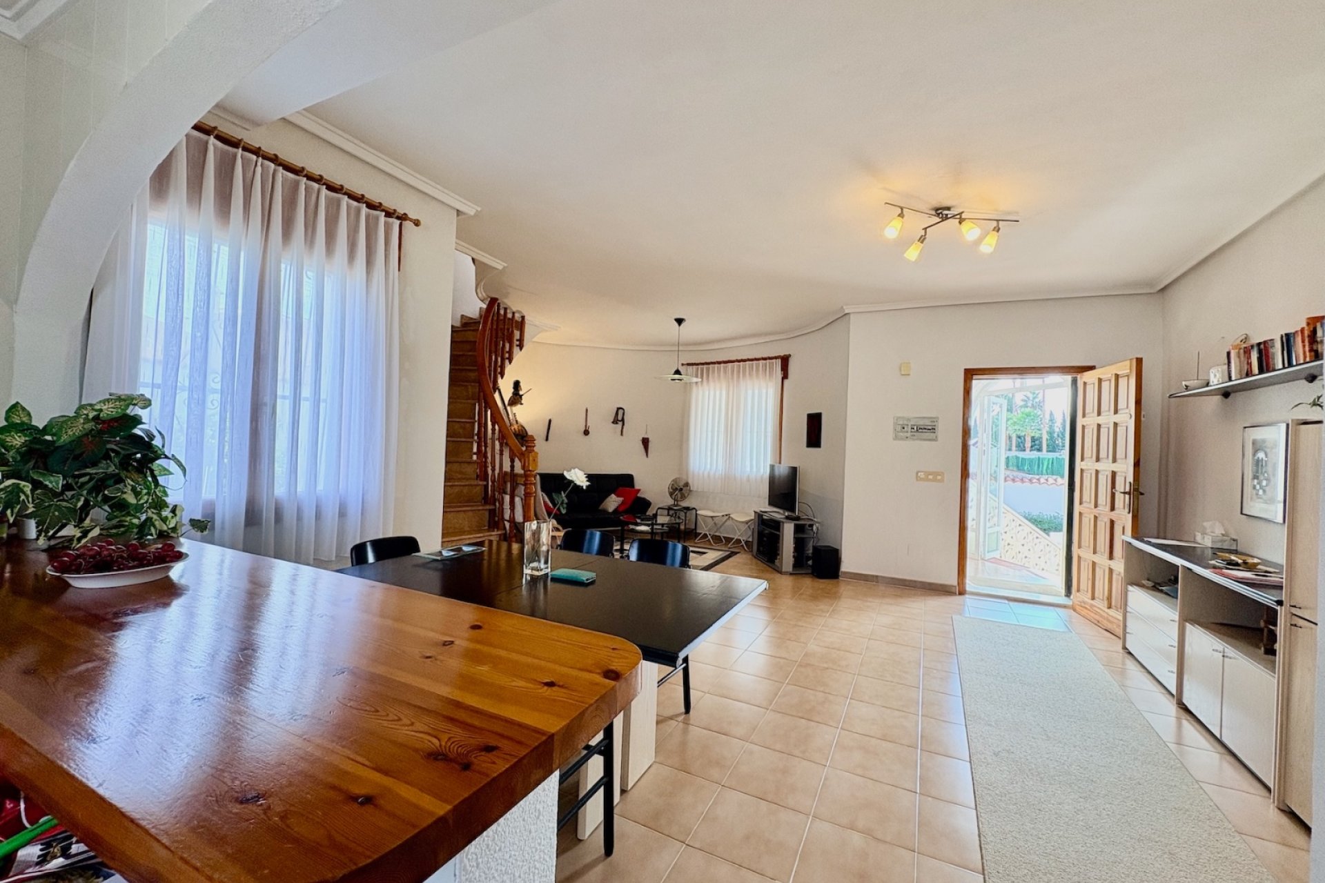 Återförsäljning - Villa -
Rojales - Ciudad Quesada