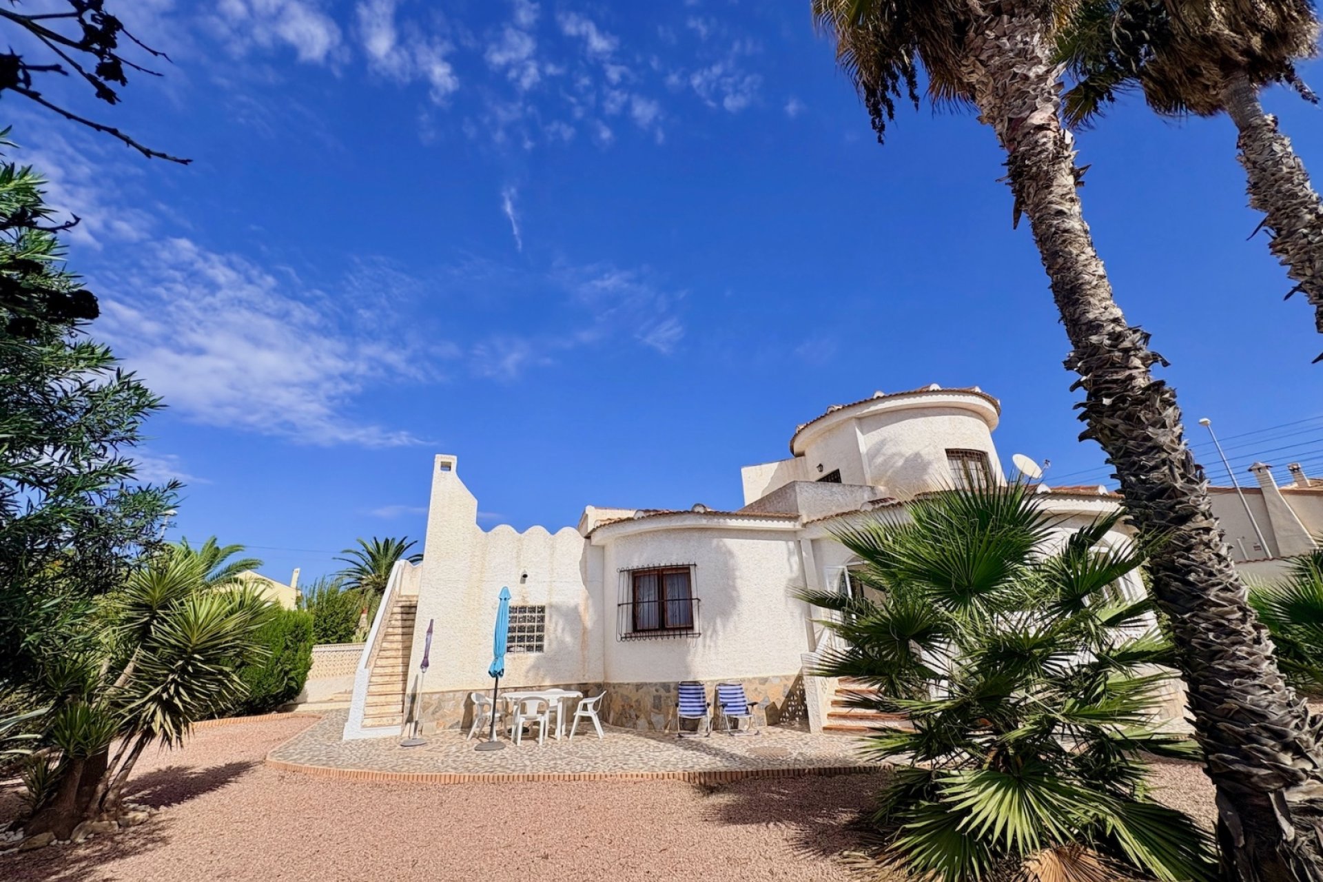 Återförsäljning - Villa -
Rojales - Ciudad Quesada