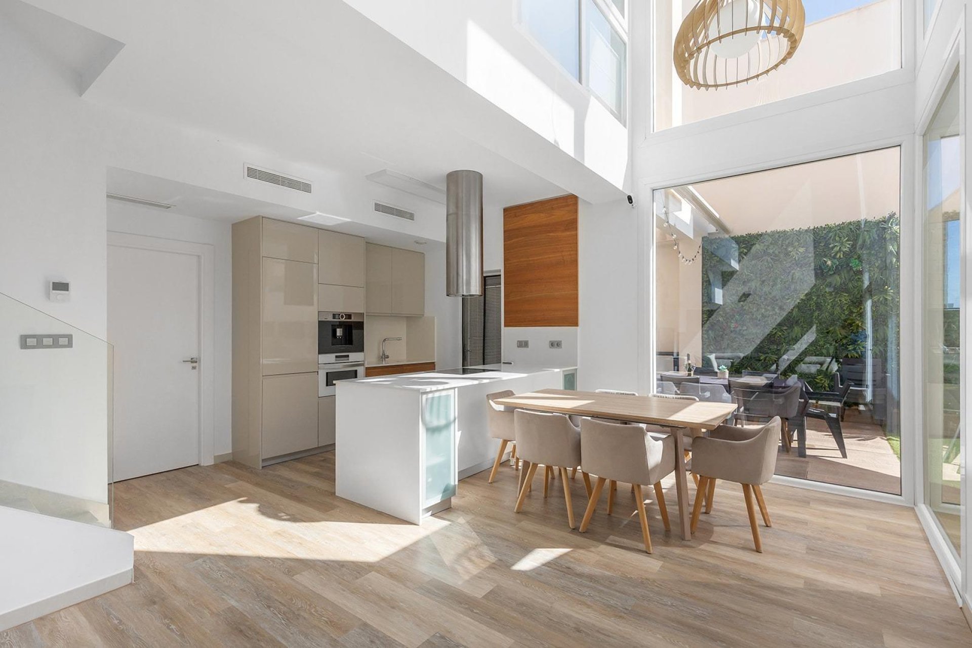 Återförsäljning - Villa -
Rojales - Pueblo bravo