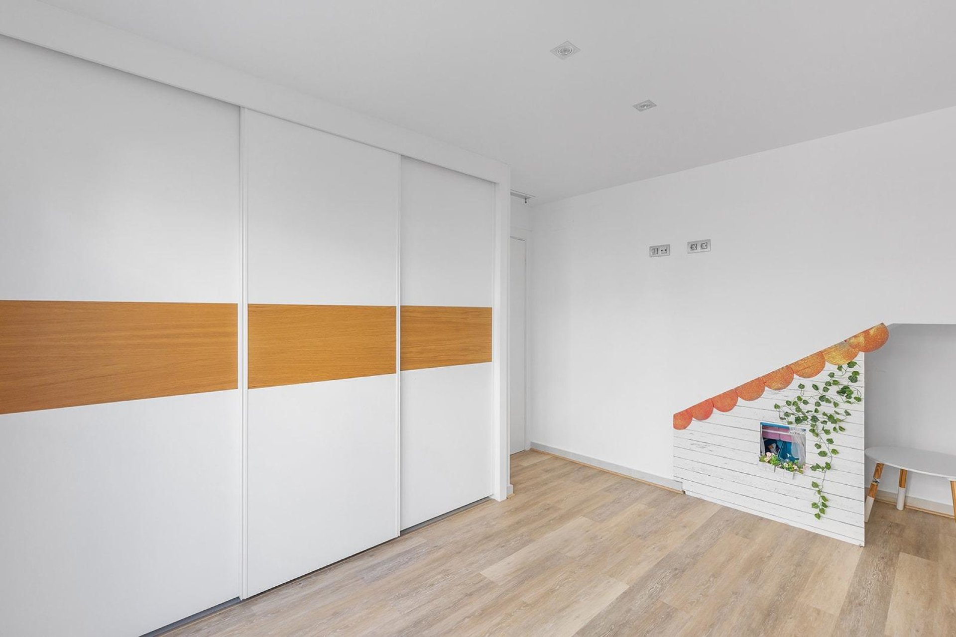 Återförsäljning - Villa -
Rojales - Pueblo bravo