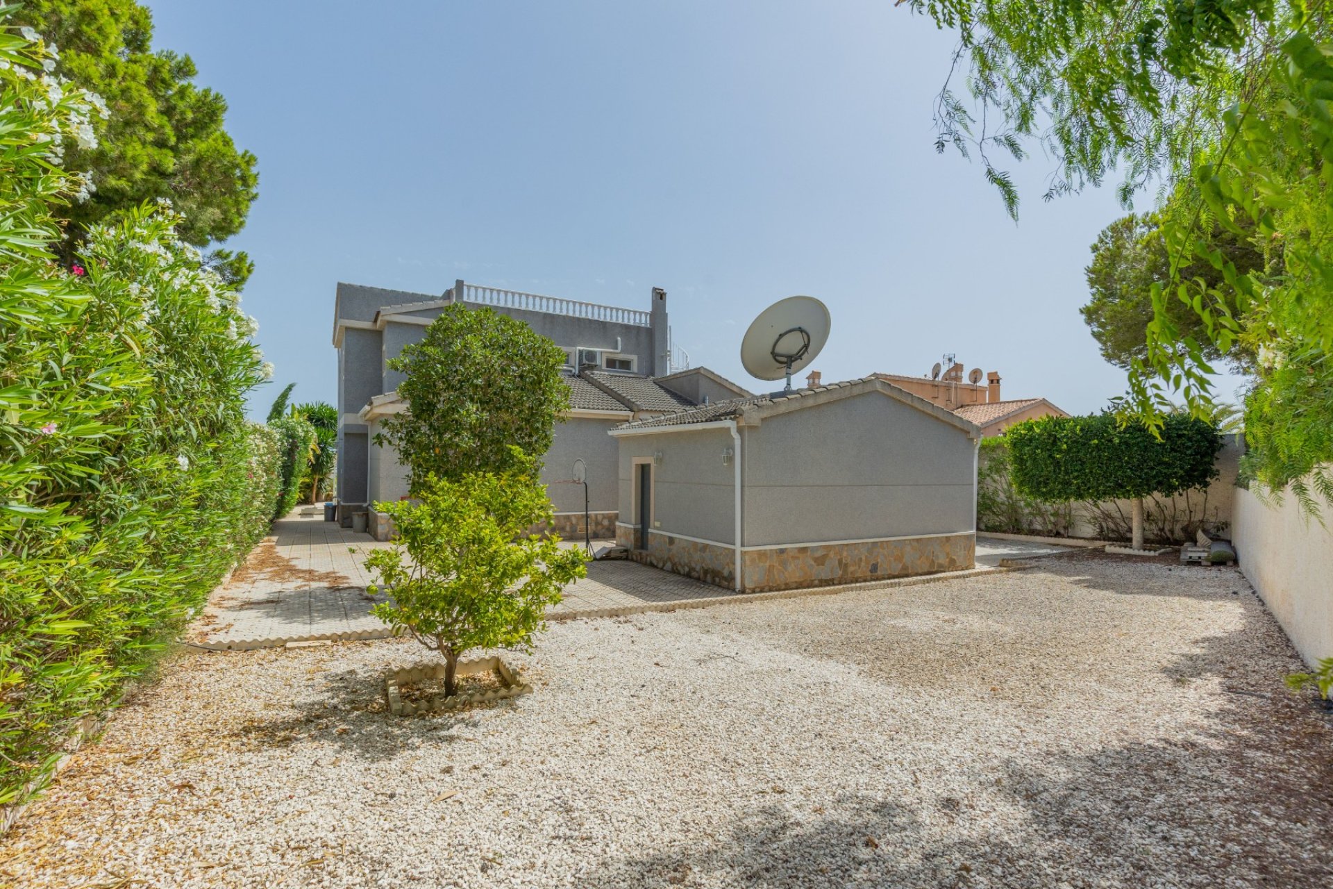 Återförsäljning - Villa -
San Fulgencio - La Marina