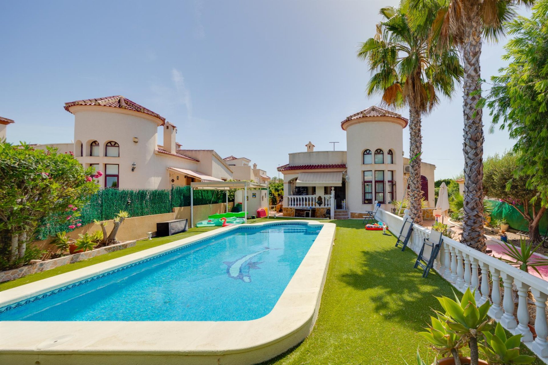 Återförsäljning - Villa -
San Fulgencio - La Marina
