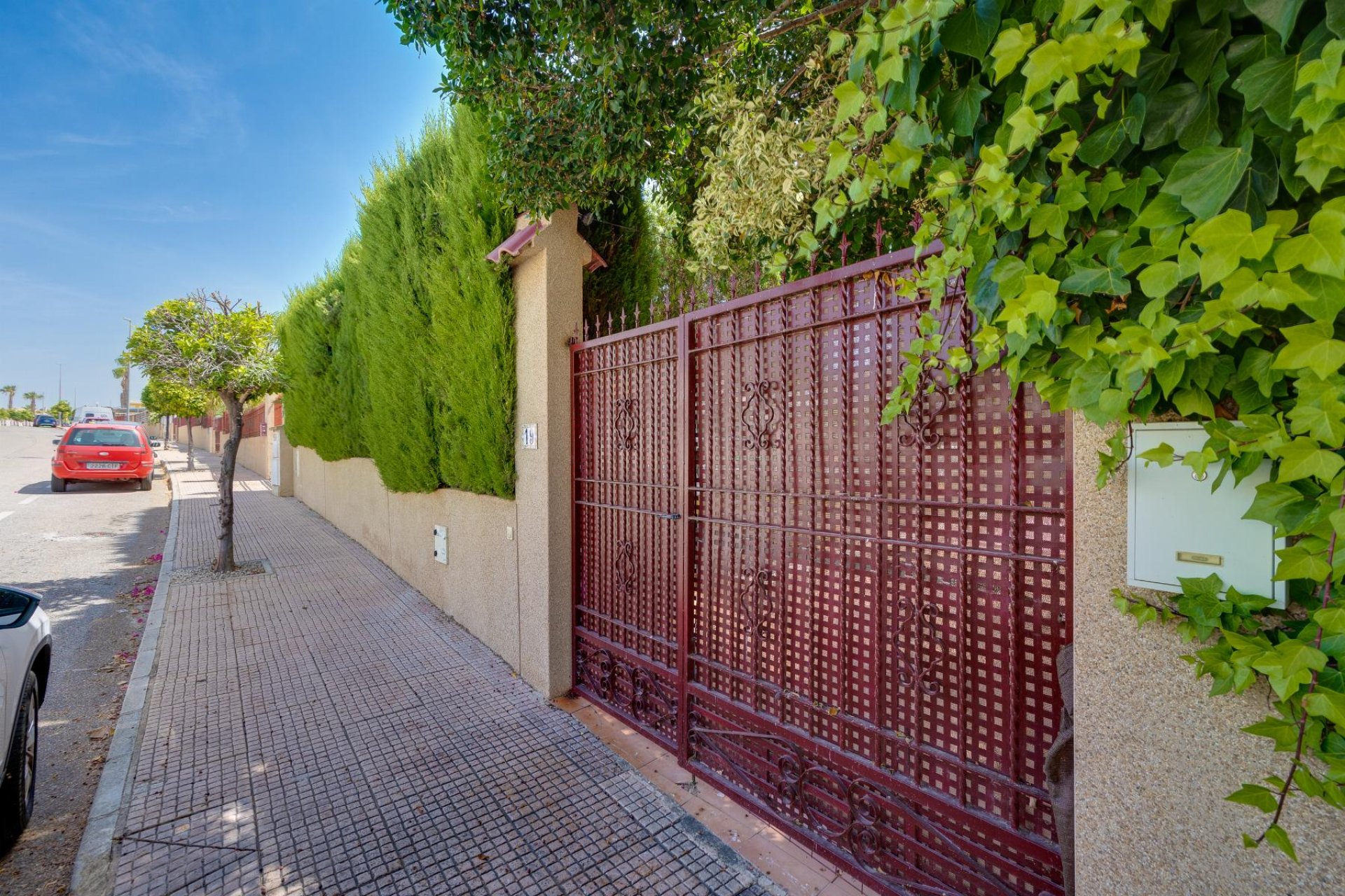 Återförsäljning - Villa -
San Fulgencio - La Marina