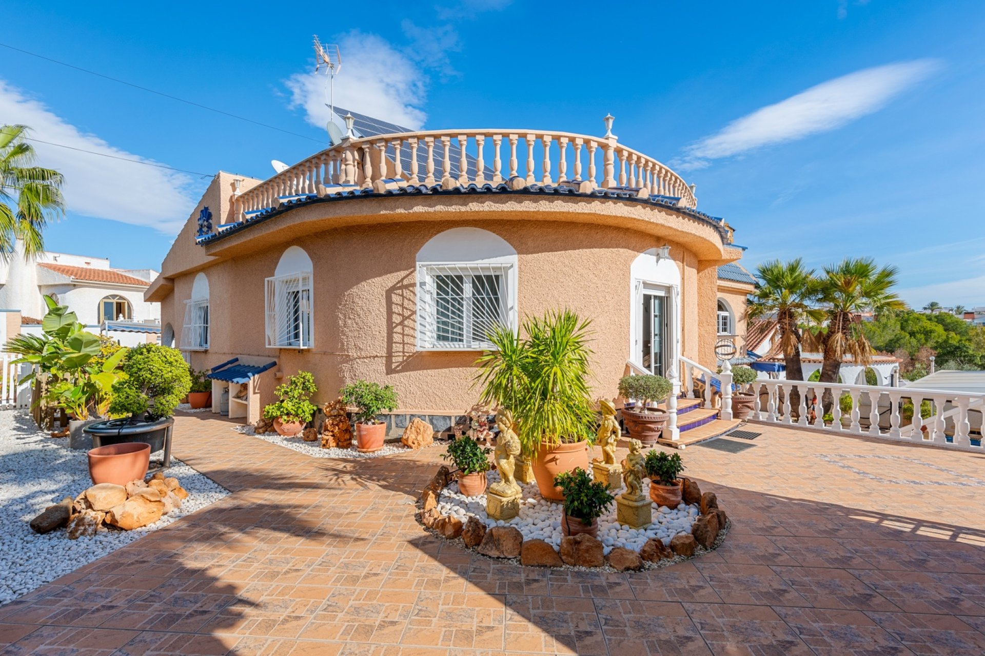 Återförsäljning - Villa -
San Fulgencio - La Marina