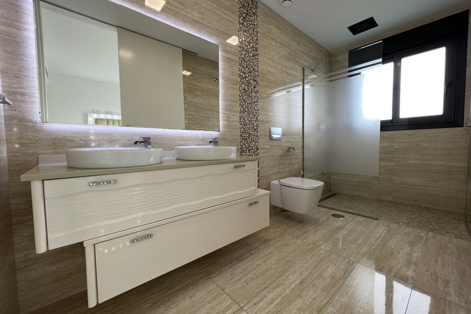 Återförsäljning - Villa -
San Miguel - Costa Blanca Sur