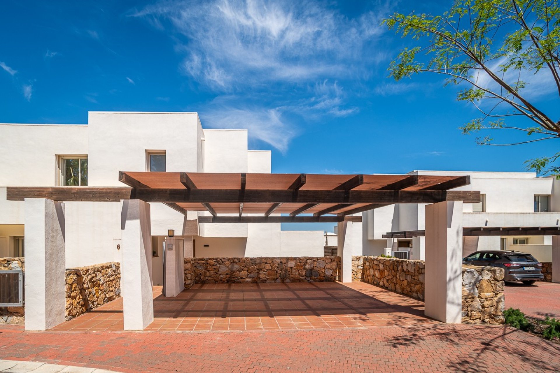 Återförsäljning - Villa -
San Miguel - Las Colinas Golf