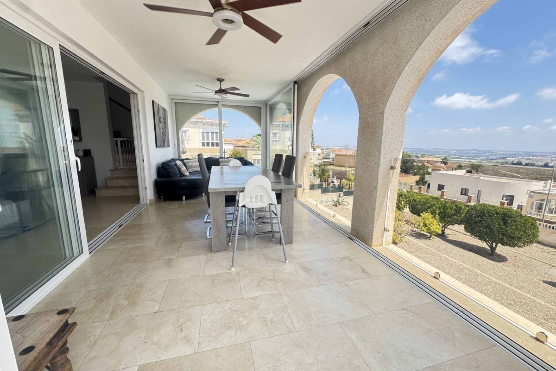 Återförsäljning - Villa -
San Miguel - San Miguel de Salinas