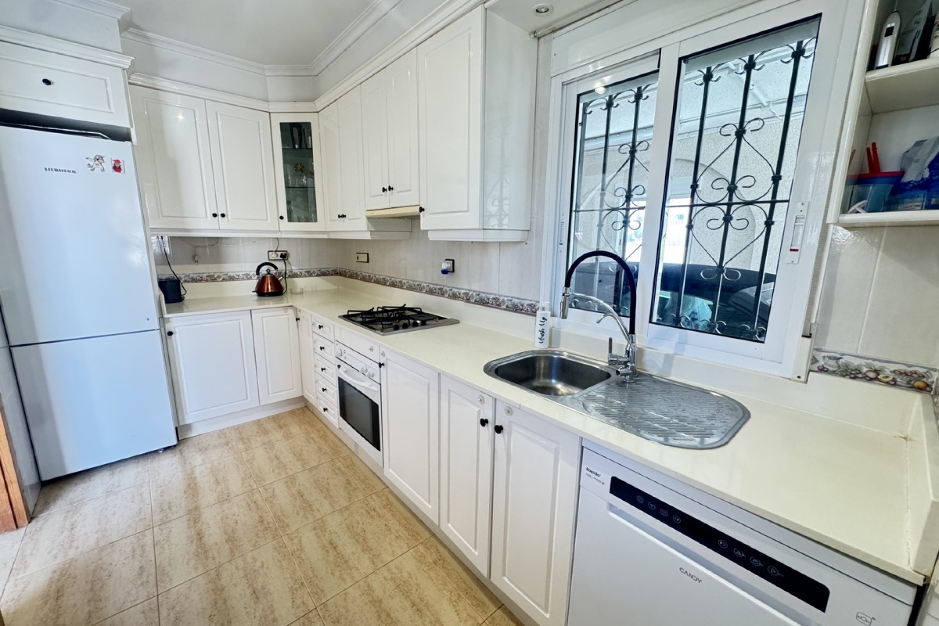 Återförsäljning - Villa -
San Miguel - San Miguel de Salinas