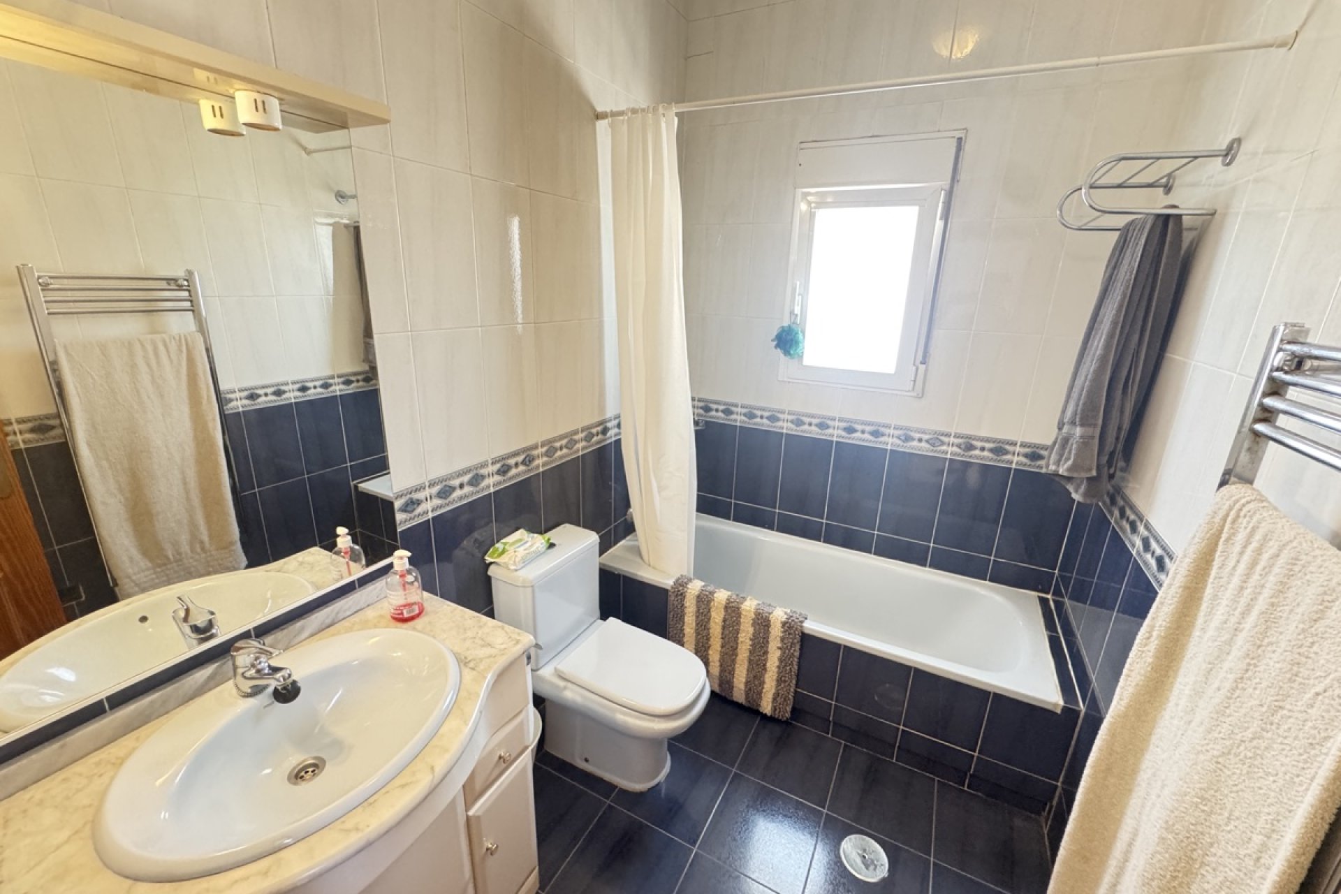 Återförsäljning - Villa -
San Miguel - San Miguel de Salinas