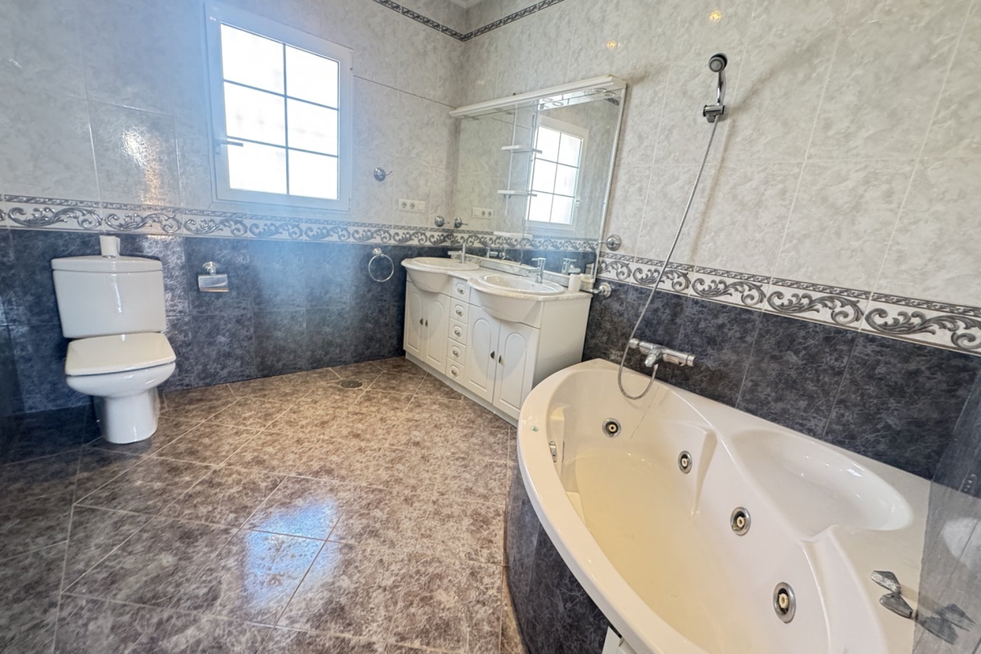 Återförsäljning - Villa -
San Miguel - San Miguel de Salinas