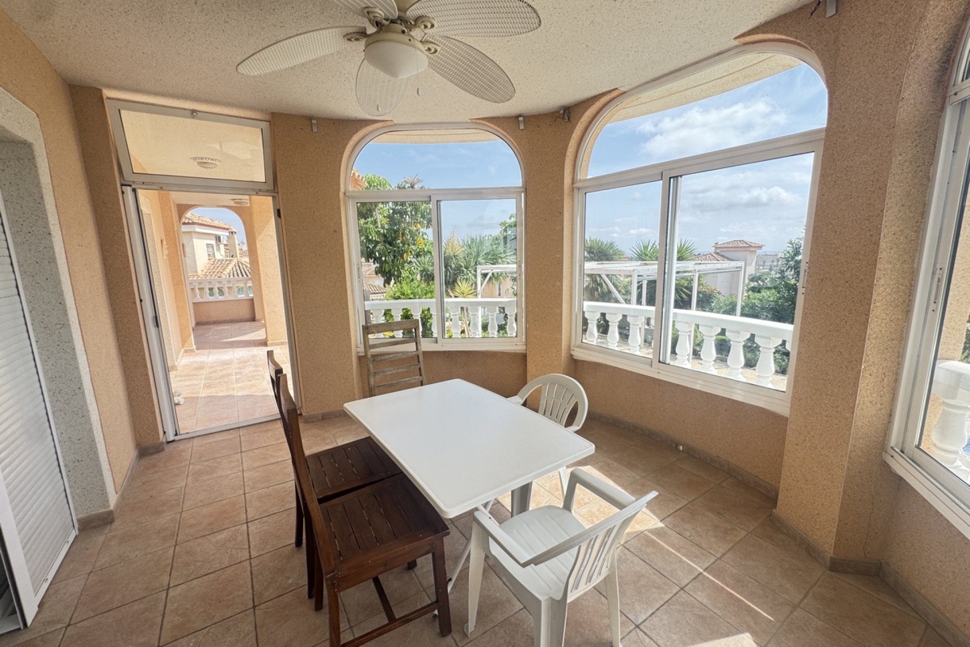 Återförsäljning - Villa -
San Miguel - San Miguel de Salinas