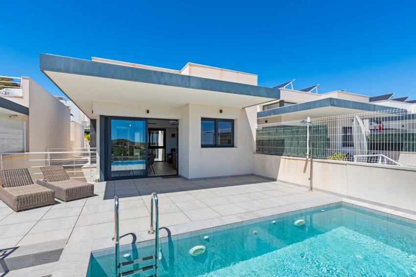 Återförsäljning - Villa -
San Miguel - San Miguel de Salinas