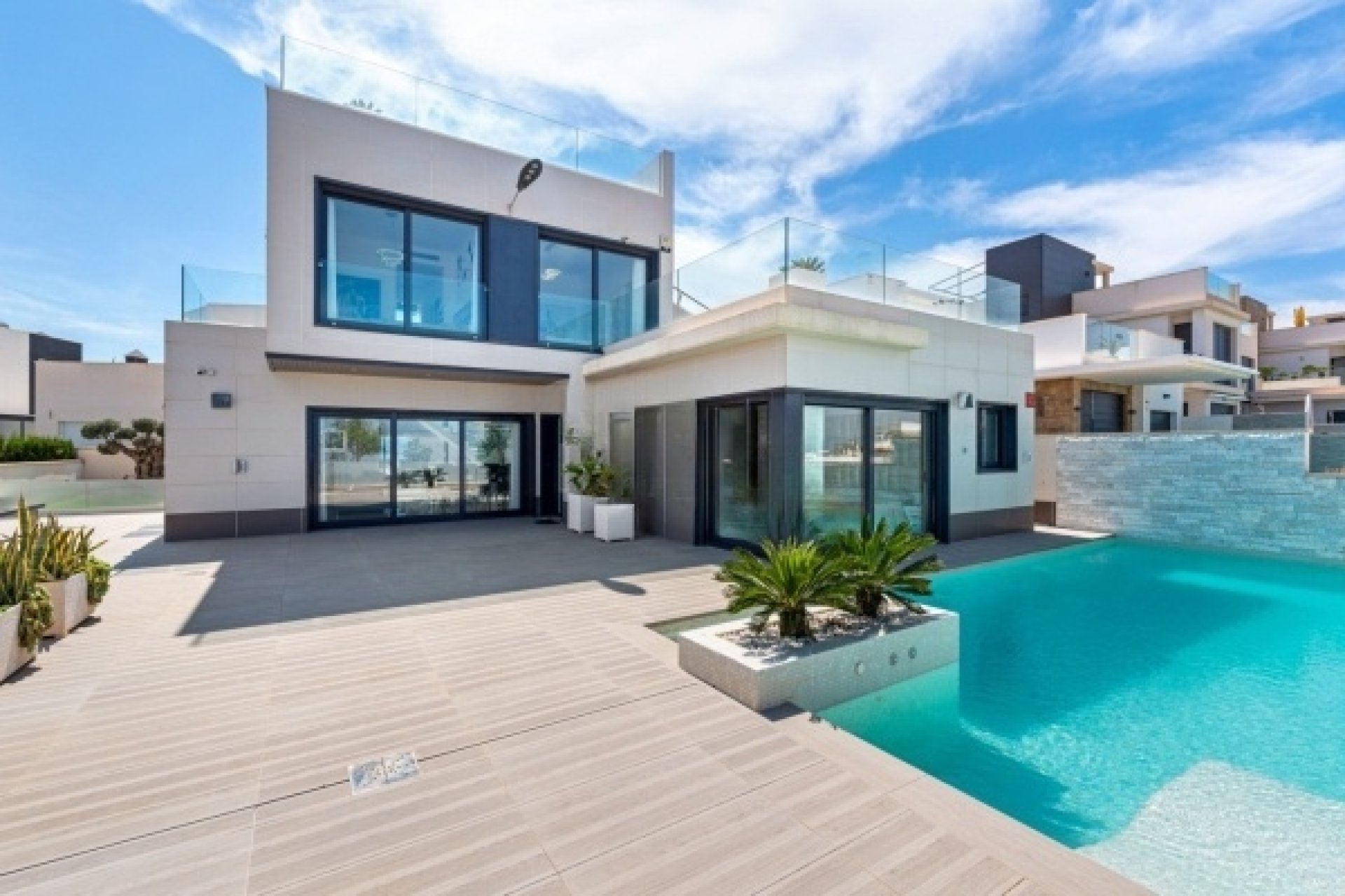 Återförsäljning - Villa -
San Miguel - San Miguel Salinas