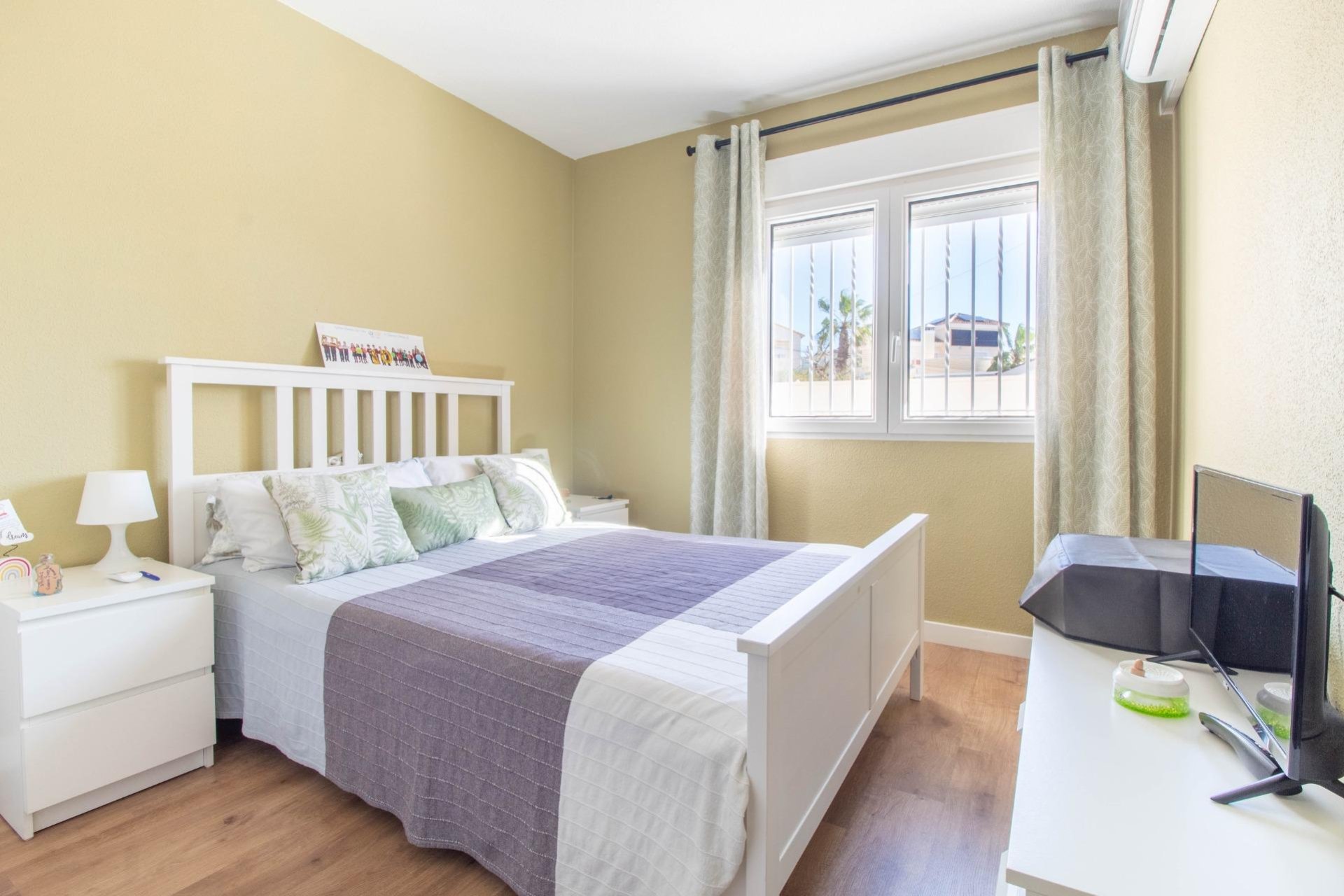 Återförsäljning - Villa -
San Miguel - Villamartín