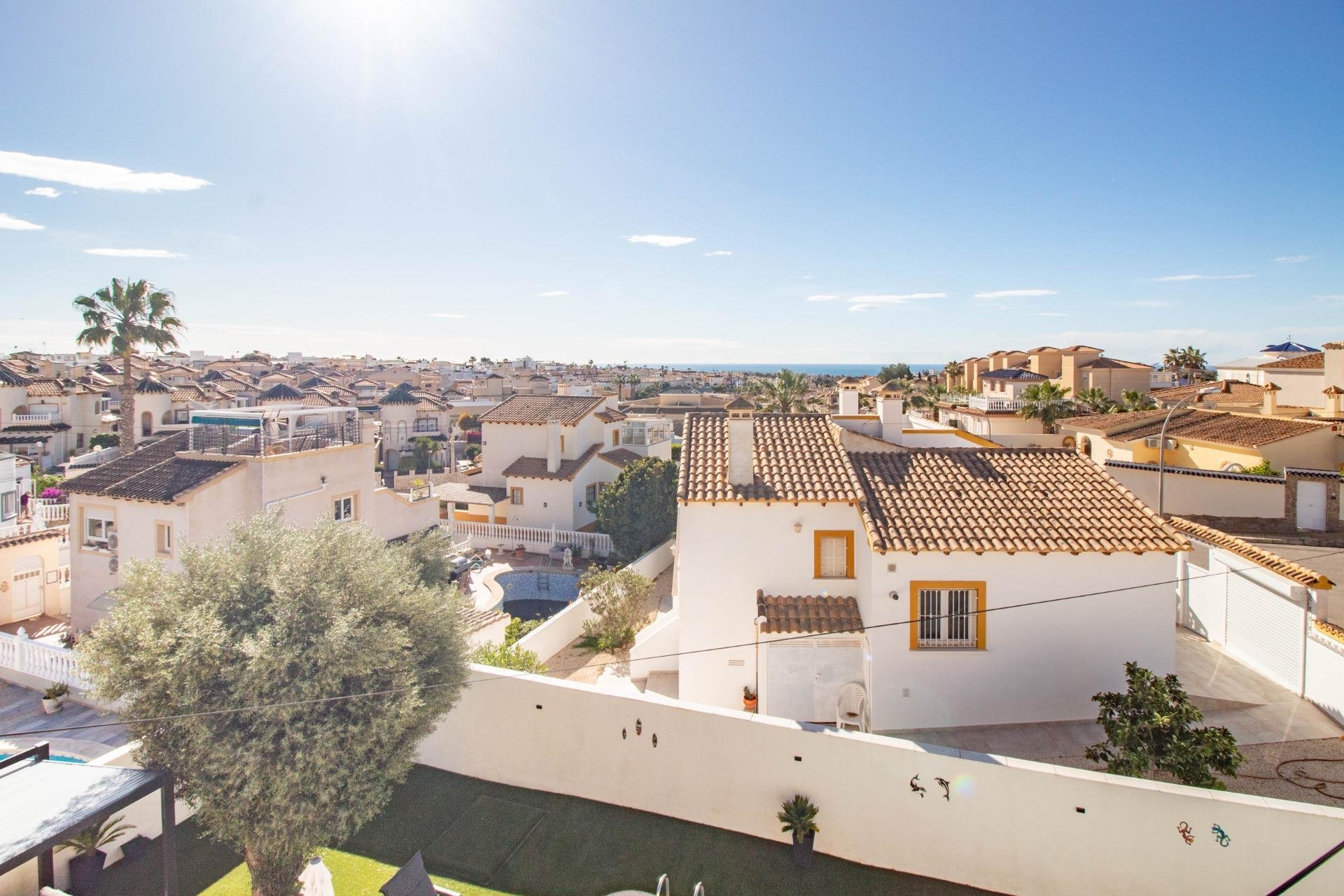 Återförsäljning - Villa -
San Miguel - Villamartín