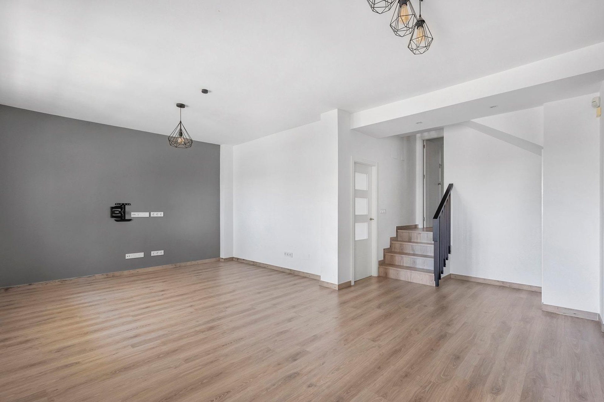 Återförsäljning - Villa -
Torrevieja - Aguas Nuevas