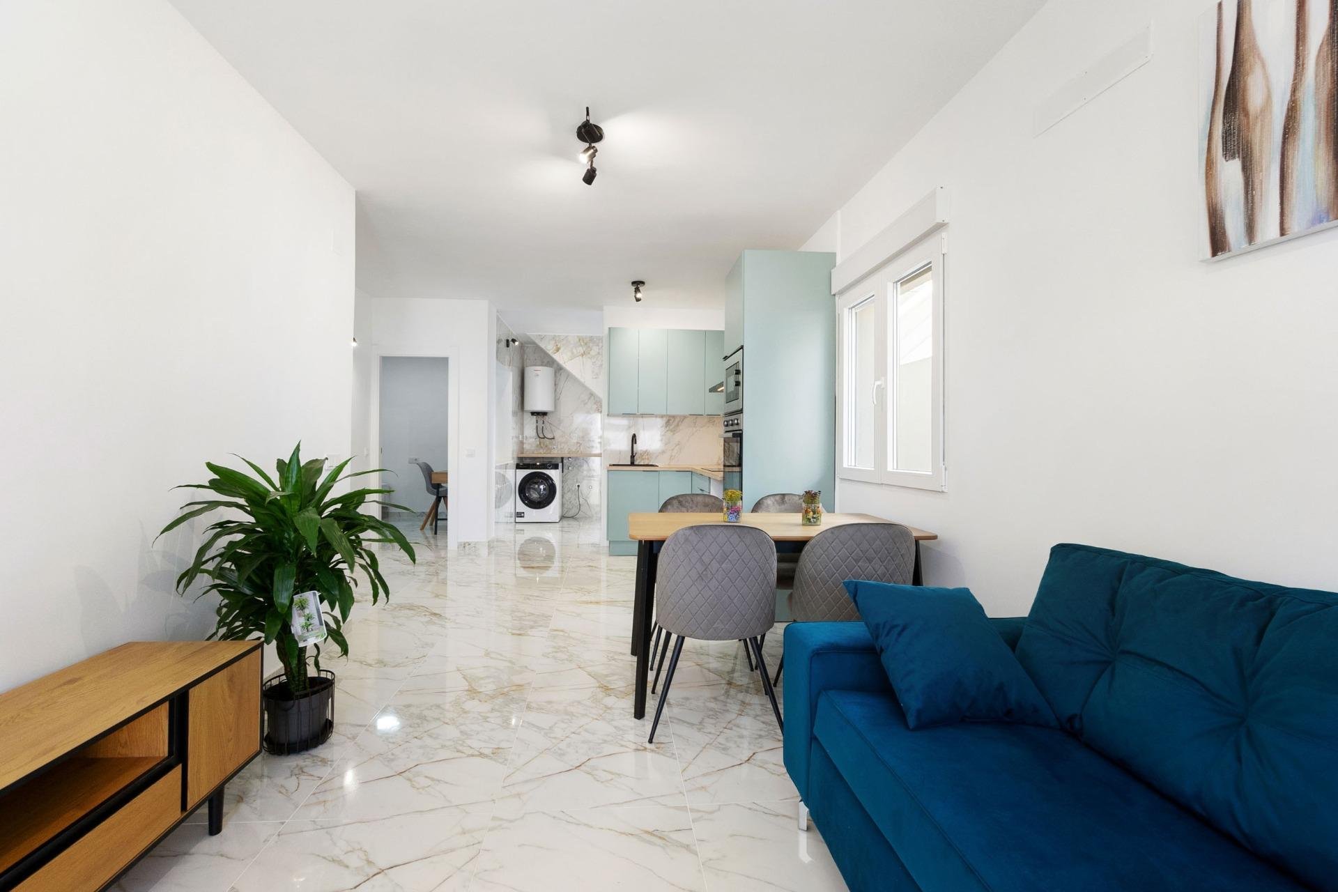 Återförsäljning - Villa -
Torrevieja - El chaparral