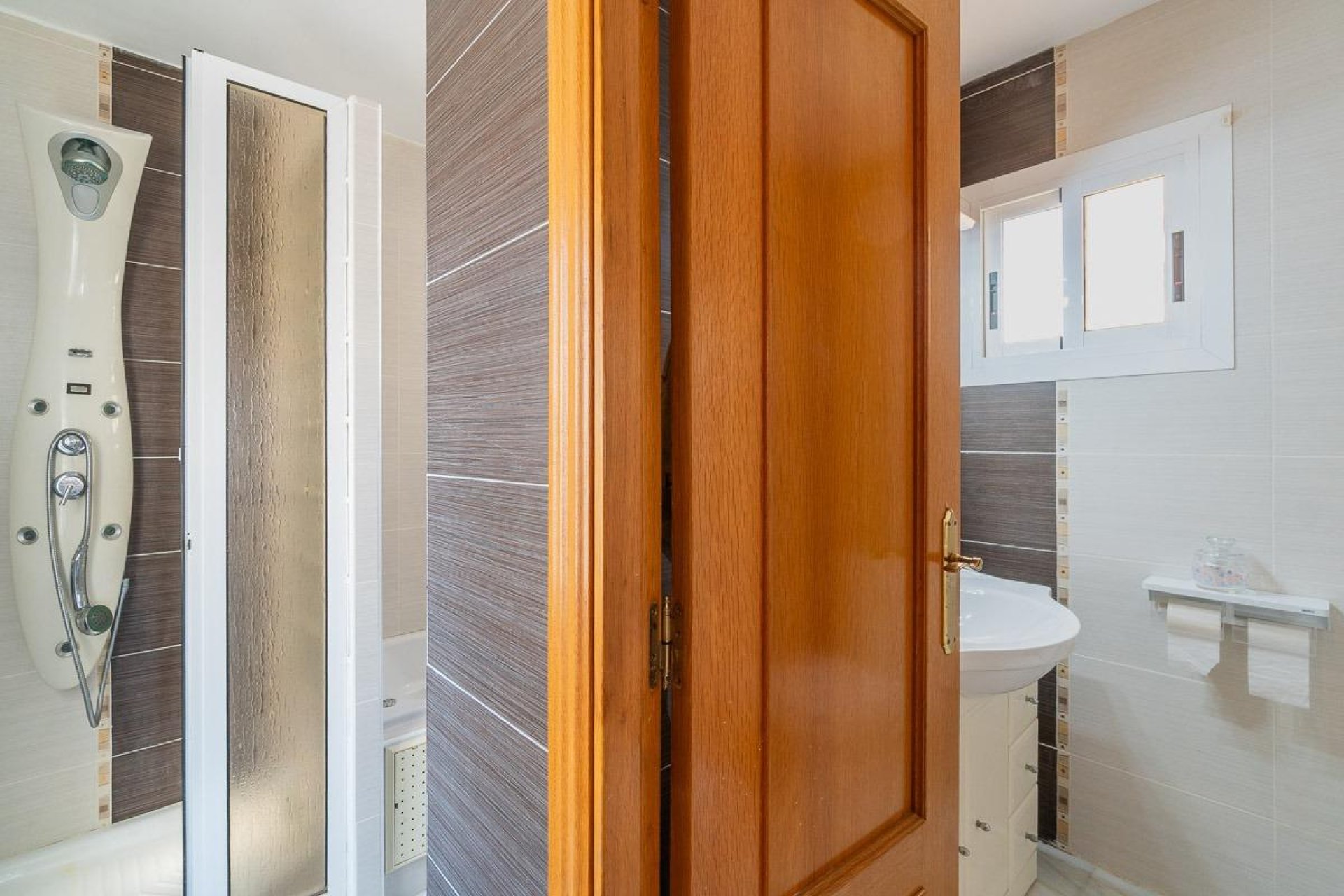 Återförsäljning - Villa -
Torrevieja - La Mata