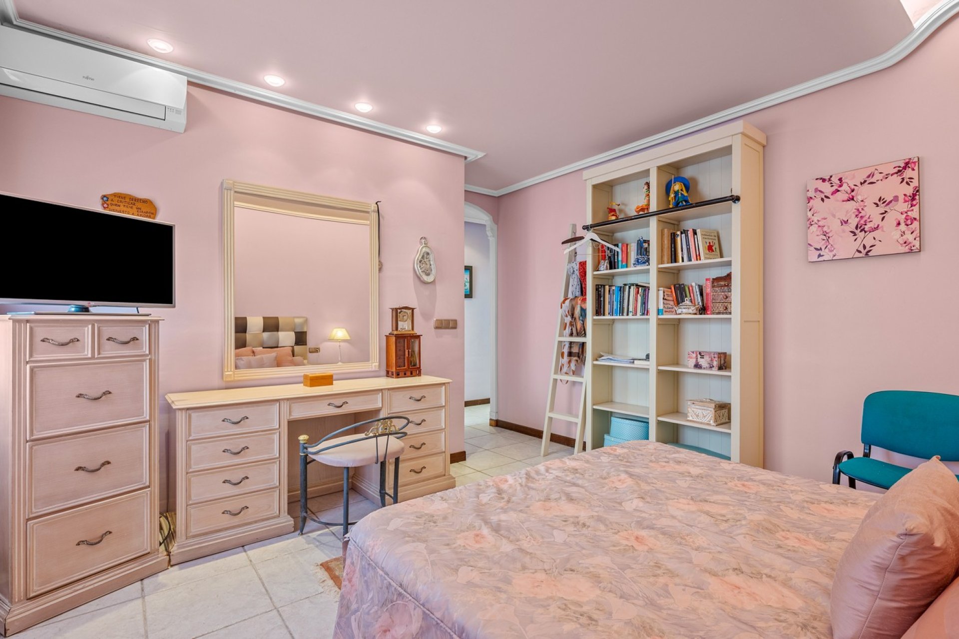 Återförsäljning - Villa -
Torrevieja - La Mata