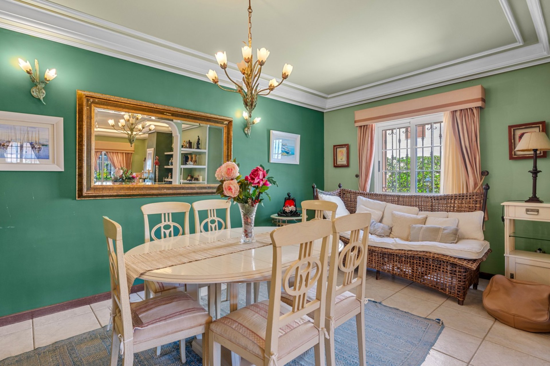 Återförsäljning - Villa -
Torrevieja - La Mata