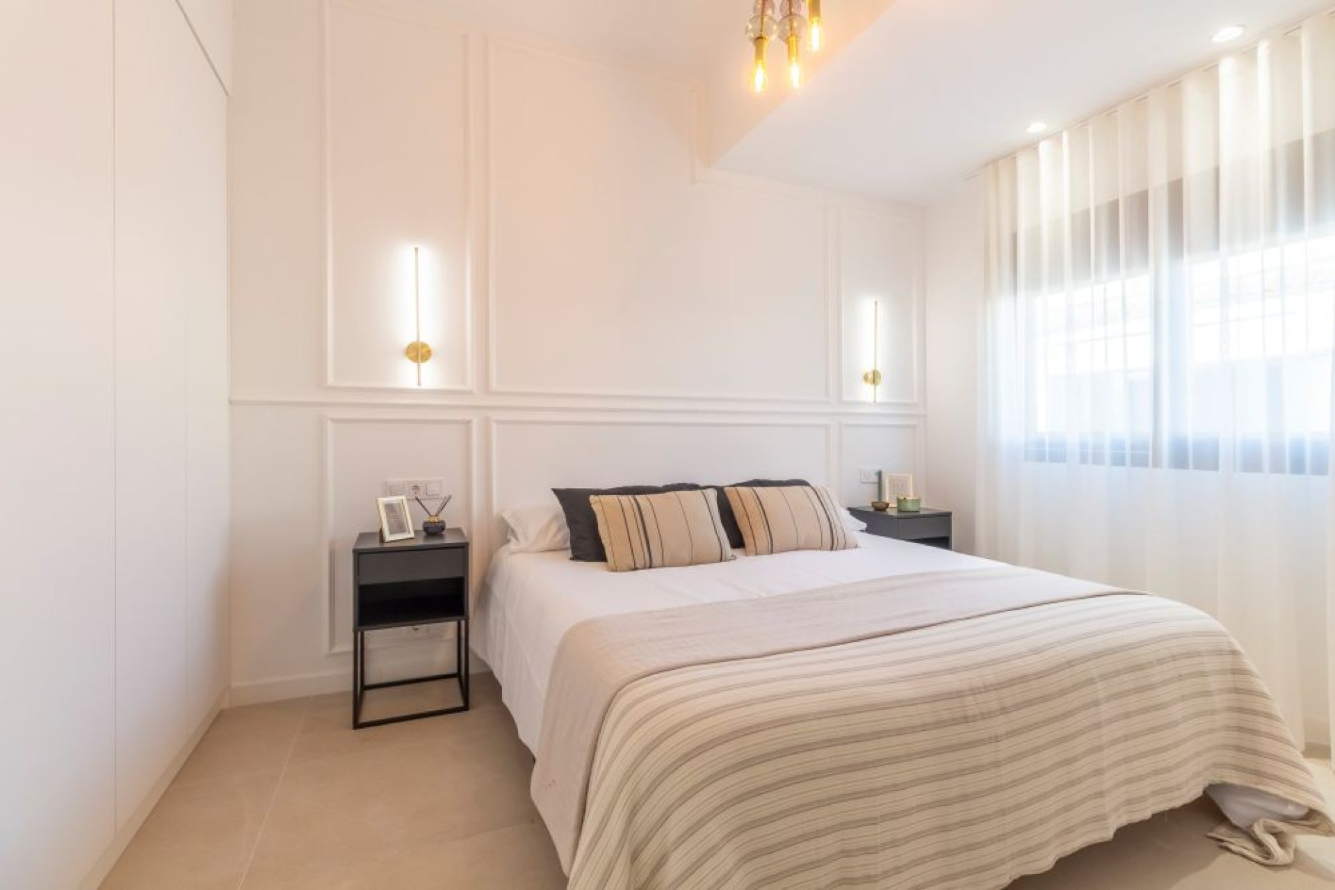 Återförsäljning - Villa -
Torrevieja - La Siesta - El Salado - Torreta