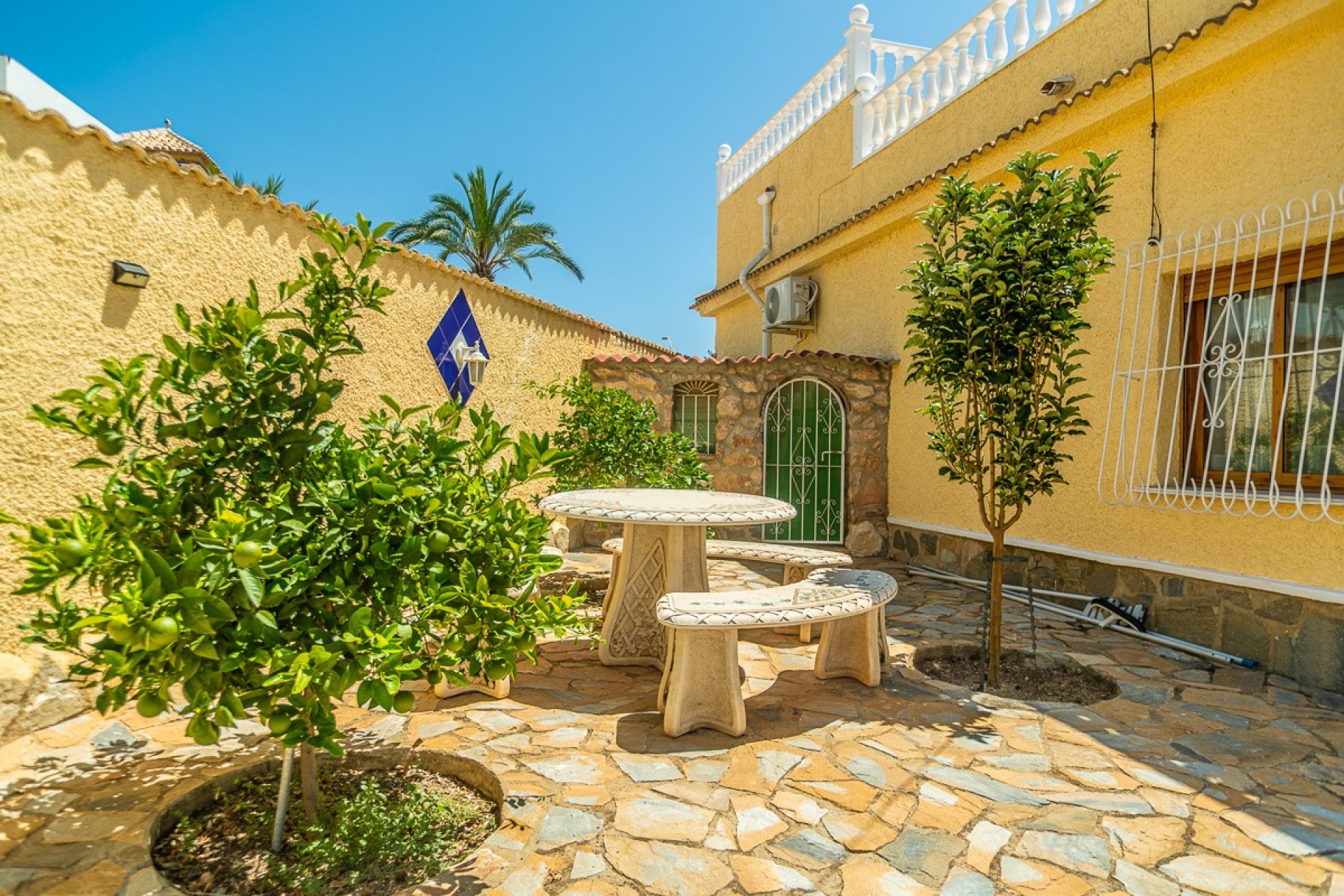 Återförsäljning - Villa -
Torrevieja - La Siesta