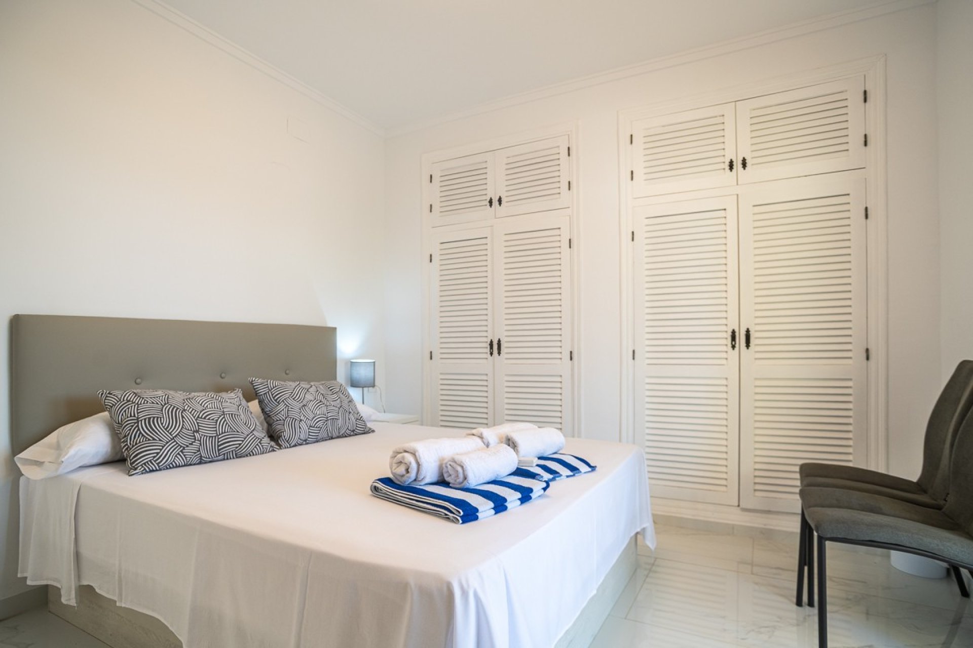 Återförsäljning - Villa -
Torrevieja - La Siesta