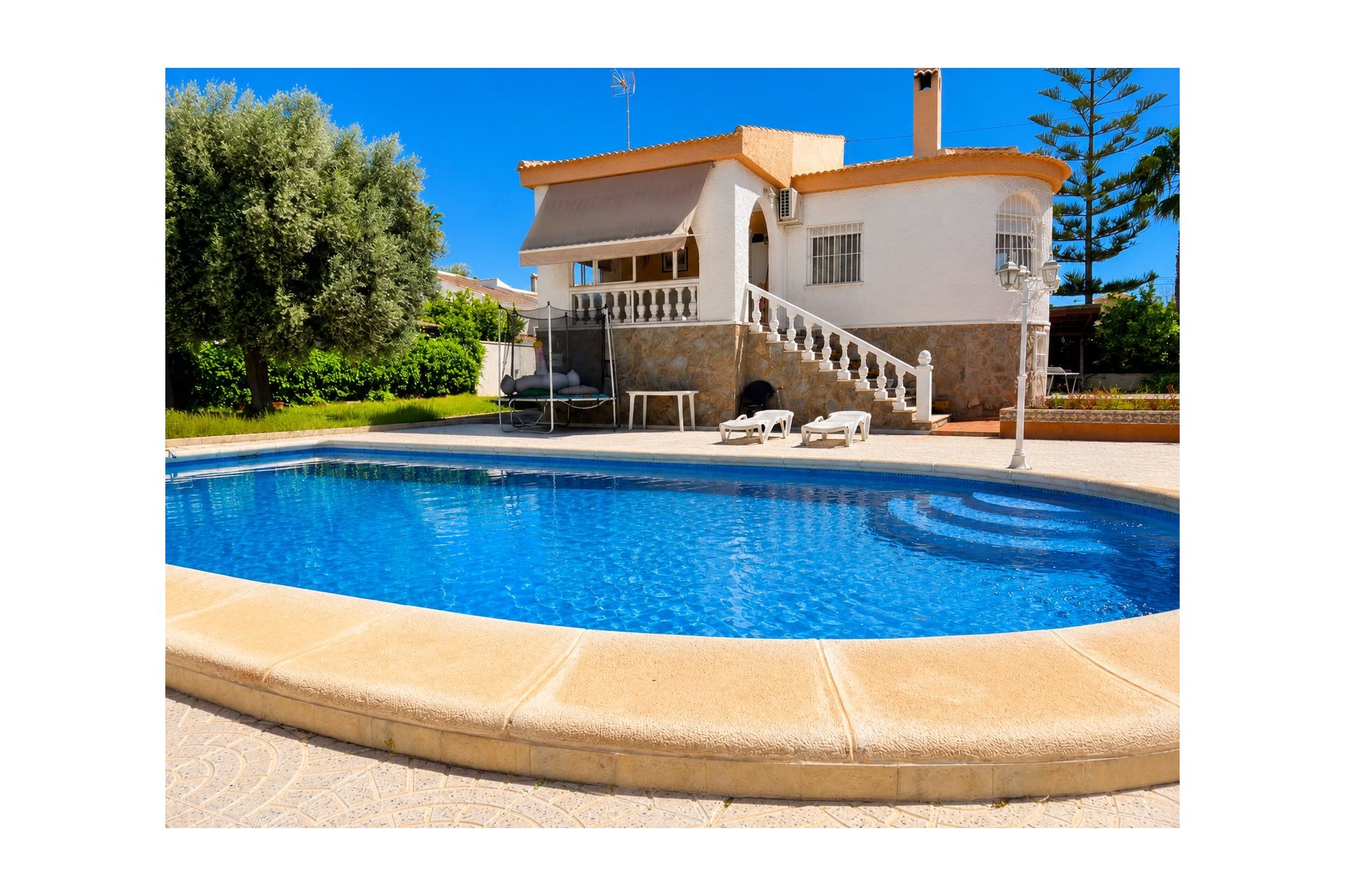 Återförsäljning - Villa -
Torrevieja - La siesta