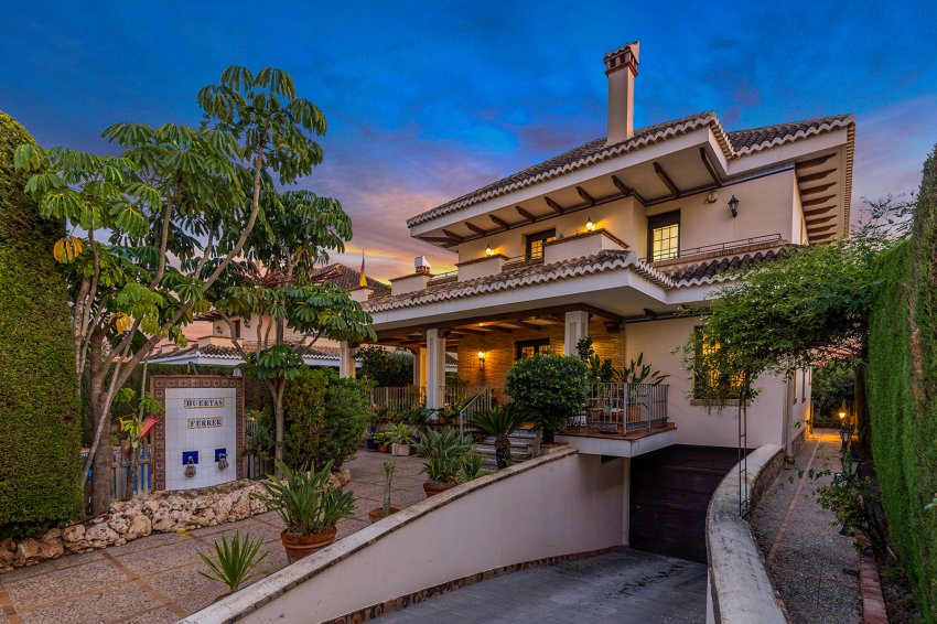 Återförsäljning - Villa -
Torrevieja - La Veleta