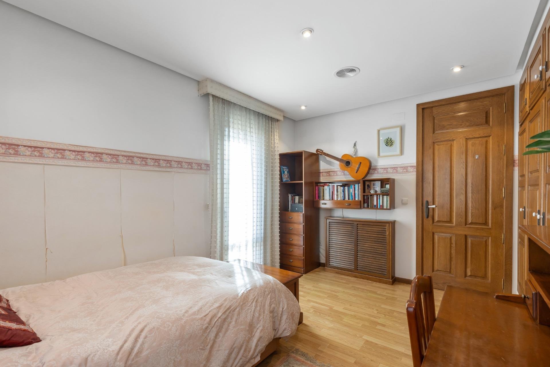 Återförsäljning - Villa -
Torrevieja - La veleta