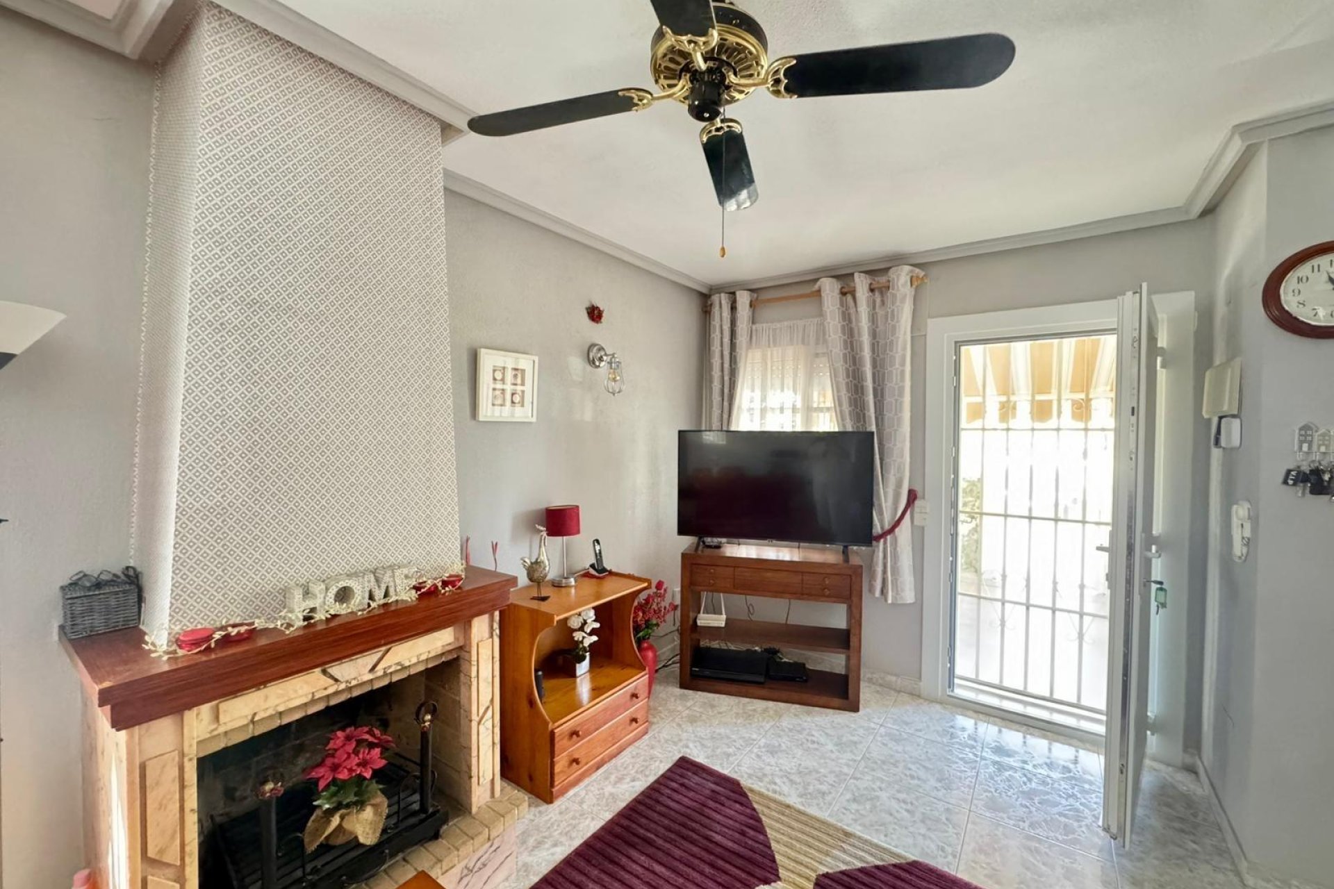 Återförsäljning - Villa -
Torrevieja - Los Altos