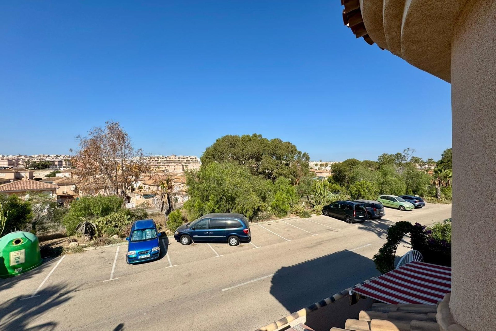 Återförsäljning - Villa -
Torrevieja - Los Altos