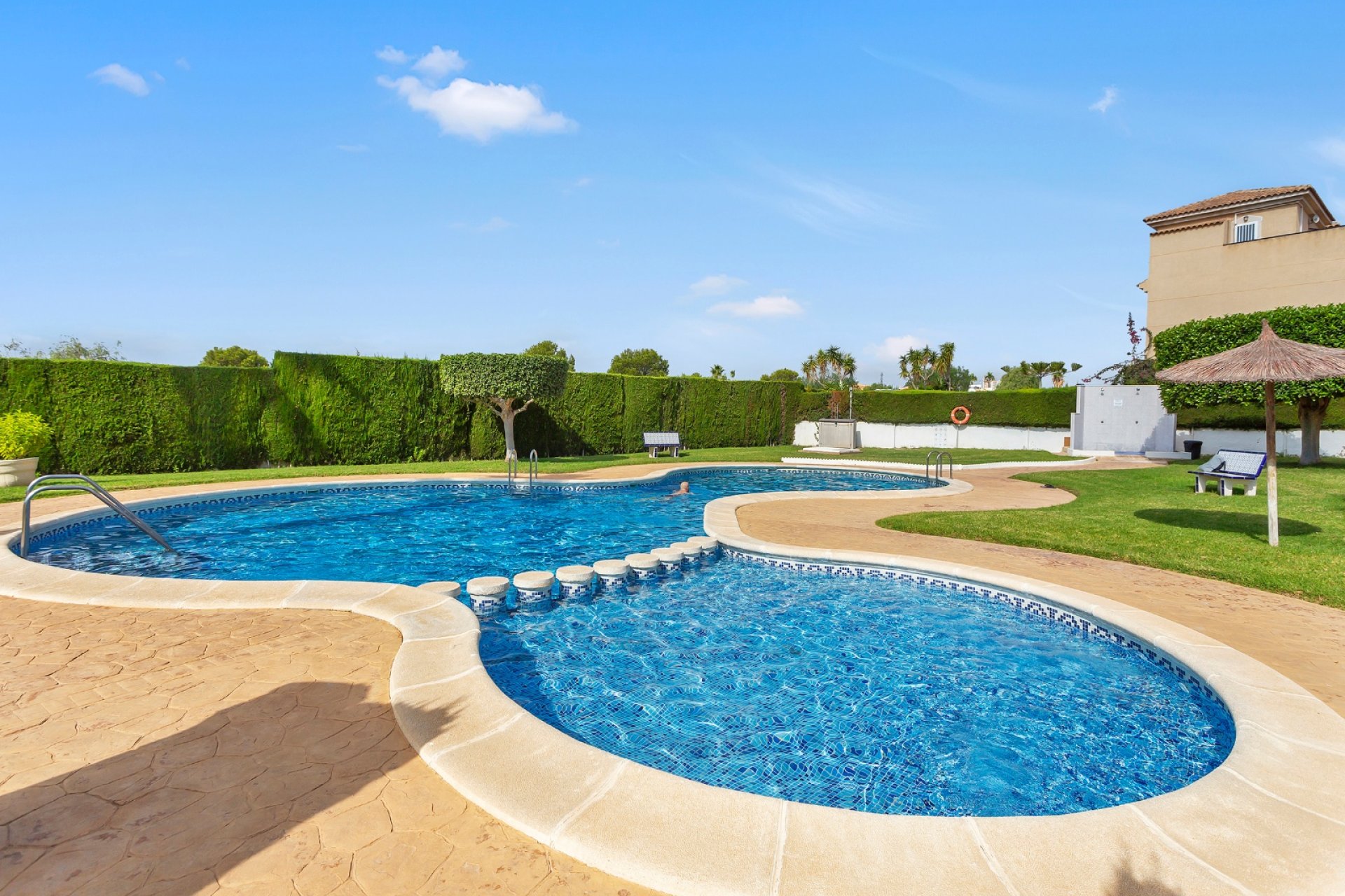 Återförsäljning - Villa -
Torrevieja - Los Altos