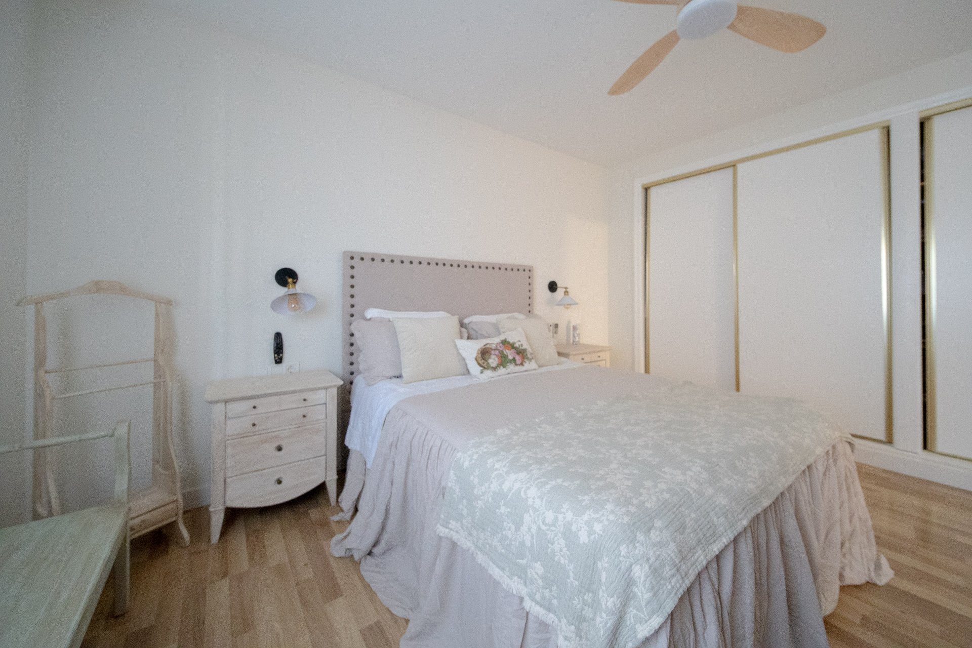 Återförsäljning - Villa -
Torrevieja - Los balcones