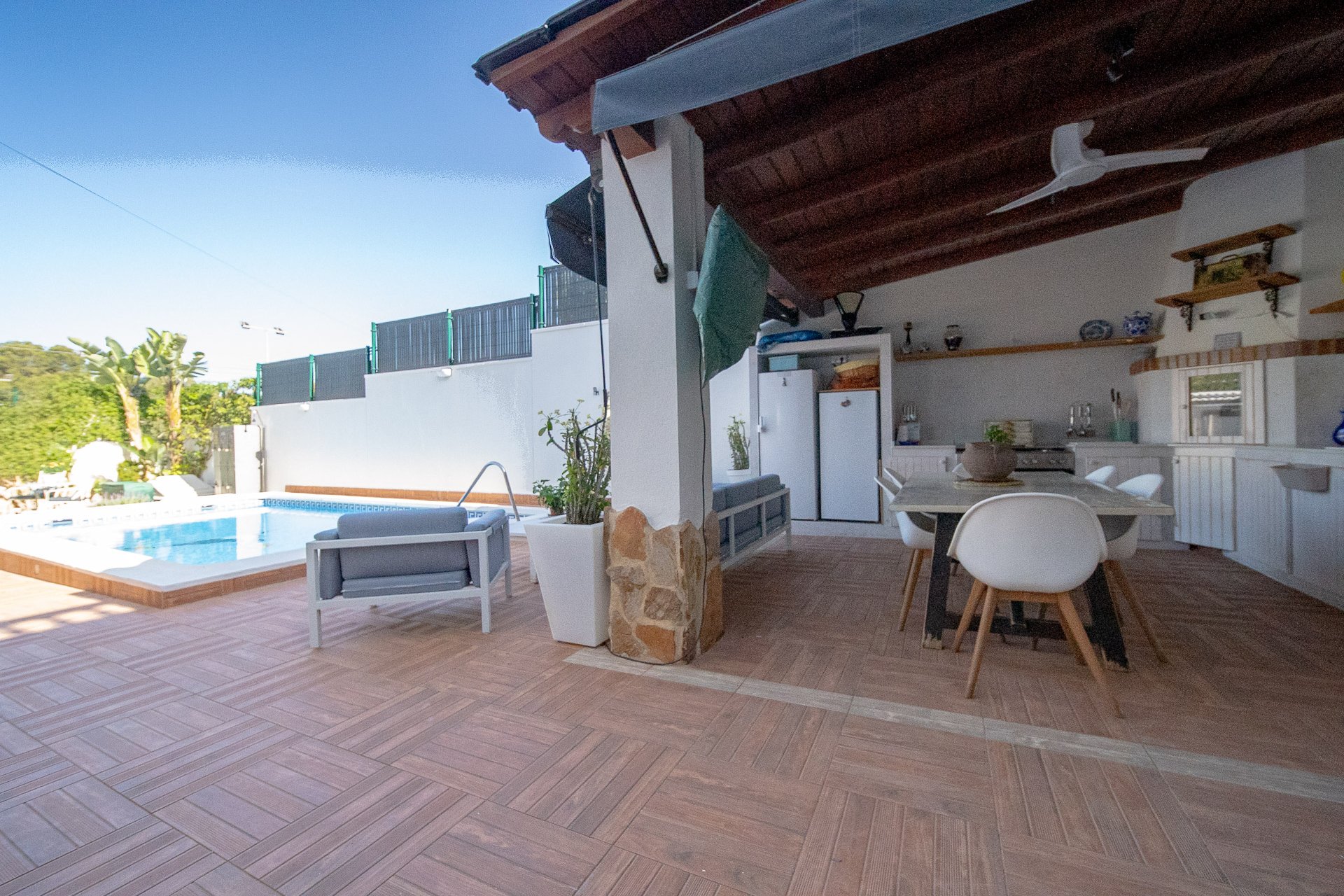 Återförsäljning - Villa -
Torrevieja - Los balcones