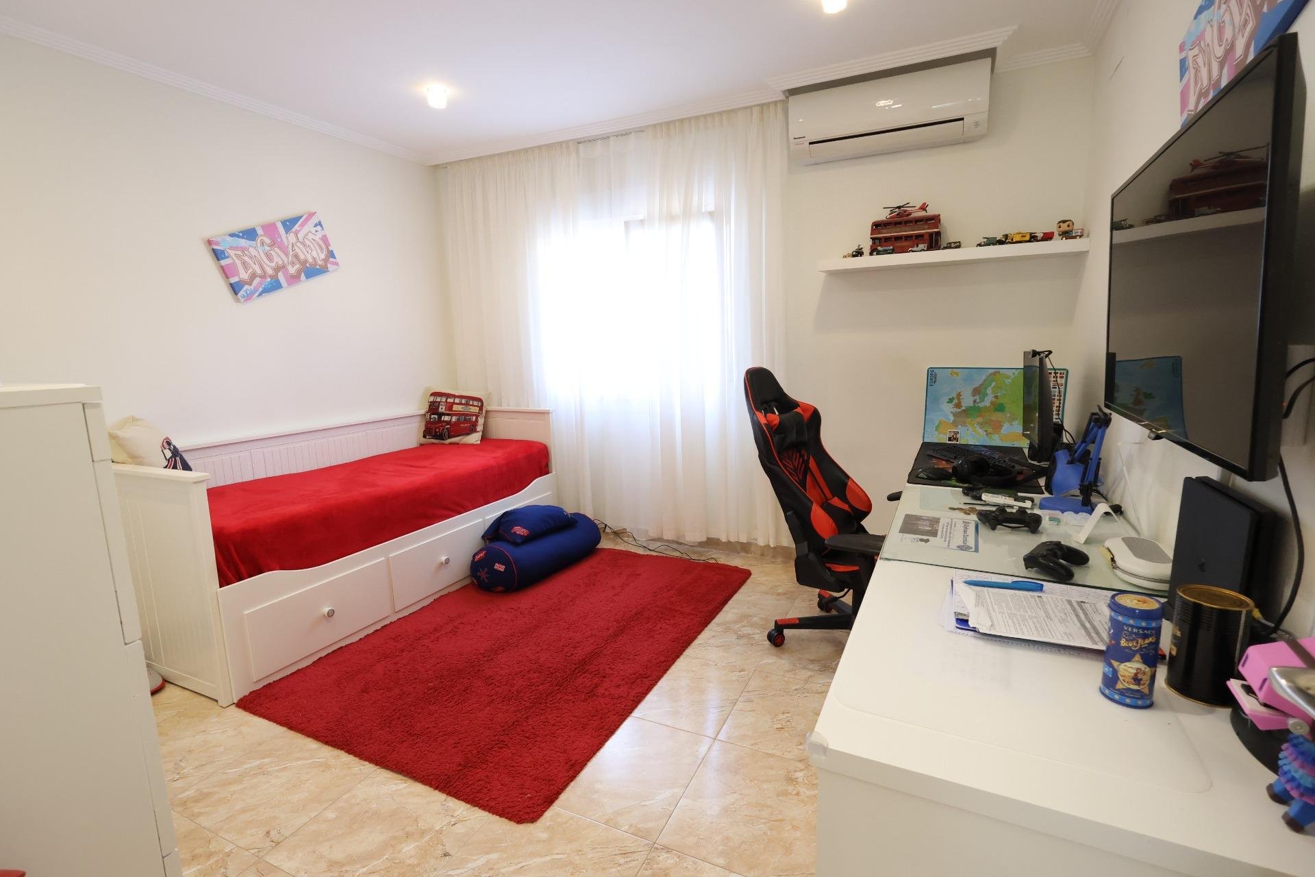 Återförsäljning - Villa -
Torrevieja - Los Balcones