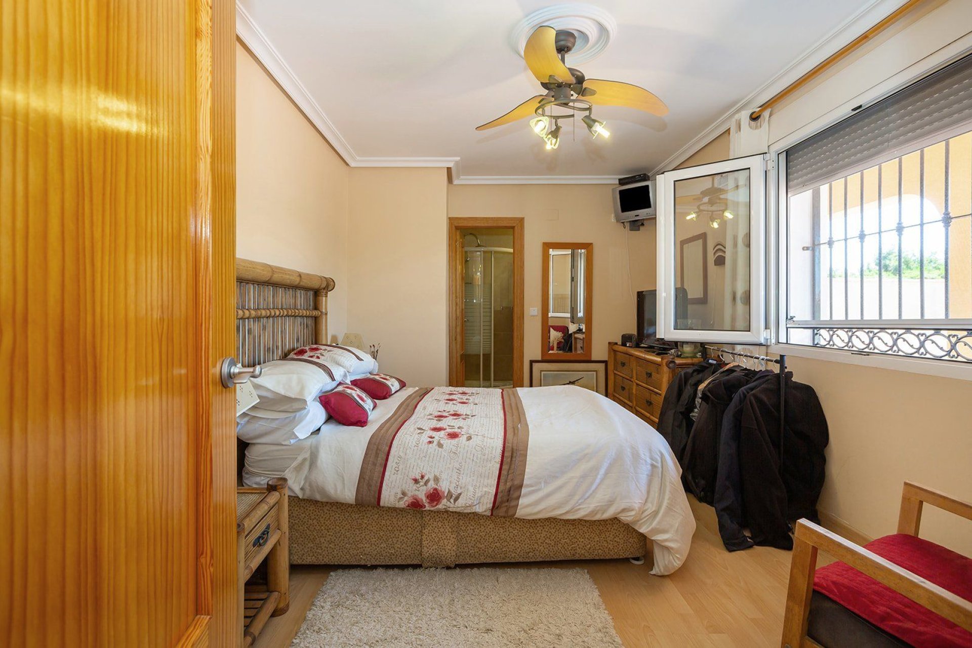 Återförsäljning - Villa -
Torrevieja - Los balcones