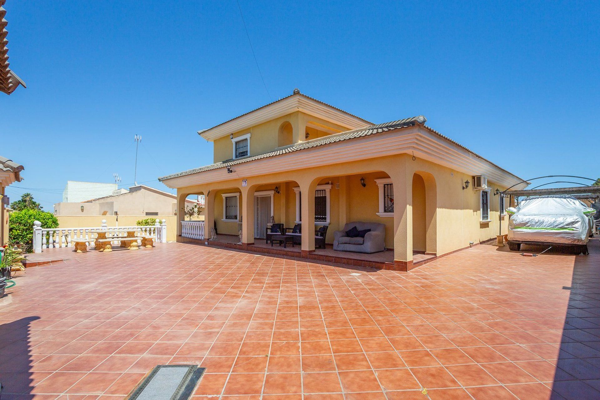 Återförsäljning - Villa -
Torrevieja - Los balcones