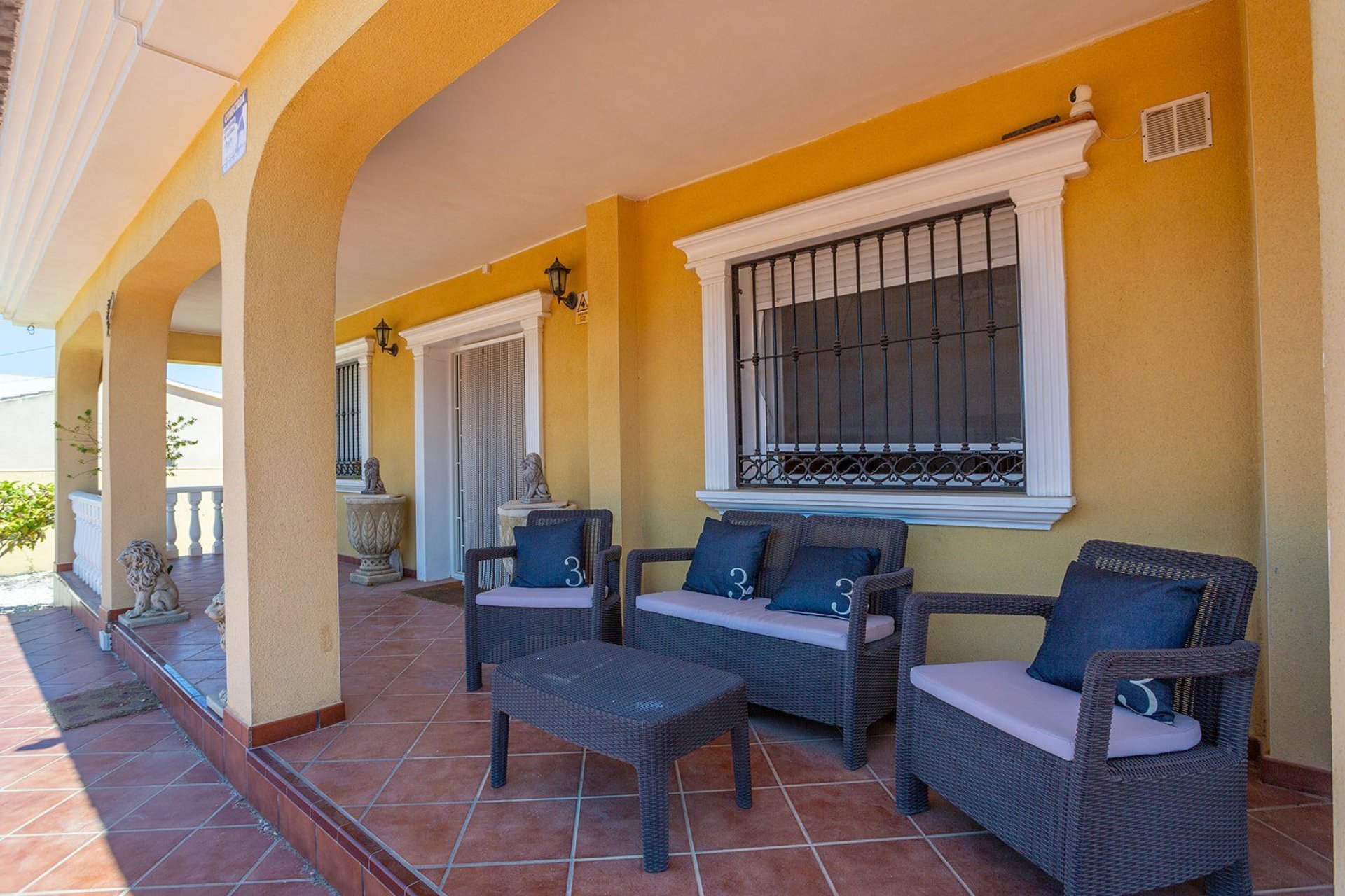 Återförsäljning - Villa -
Torrevieja - Los balcones