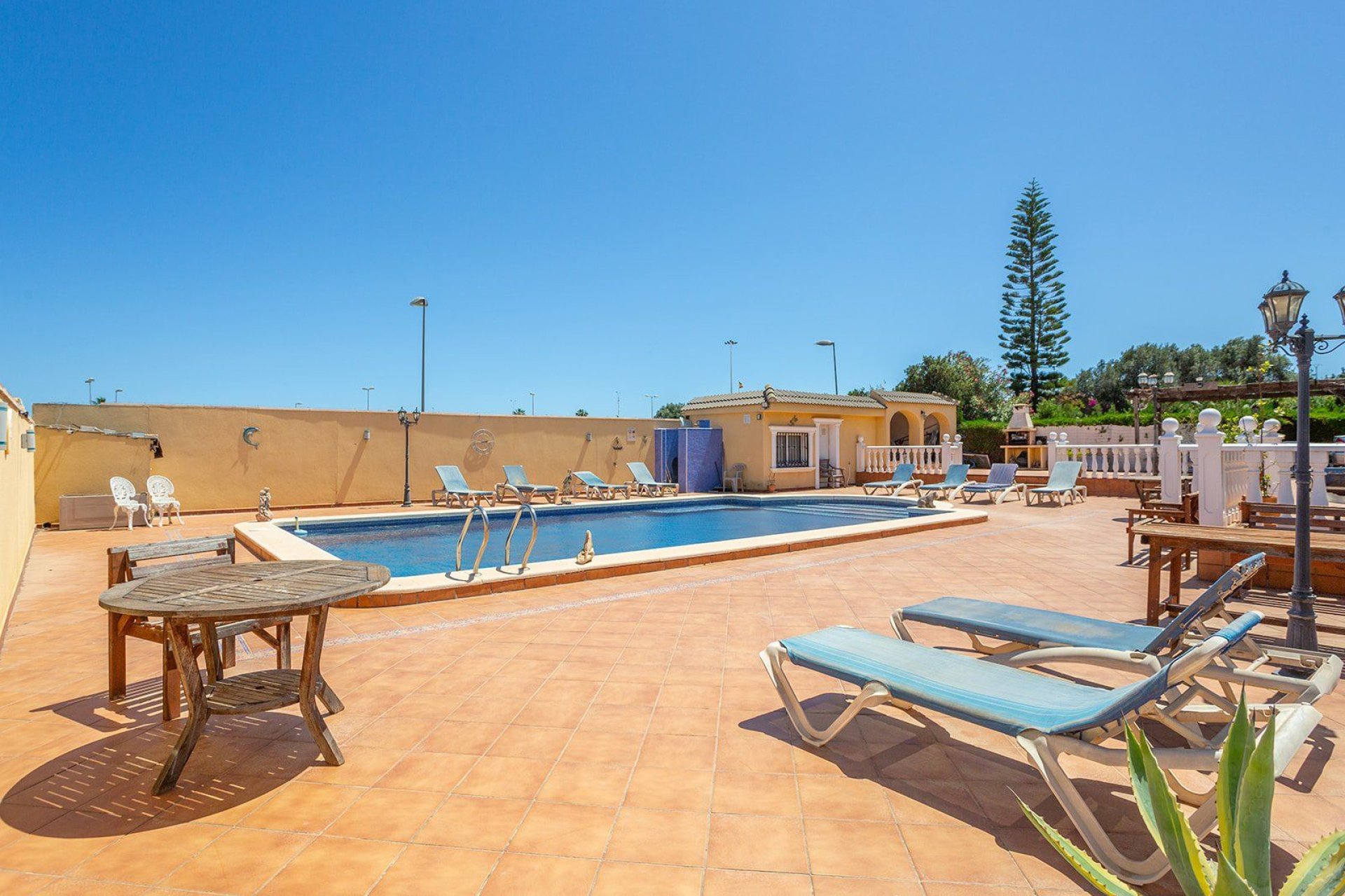 Återförsäljning - Villa -
Torrevieja - Los balcones