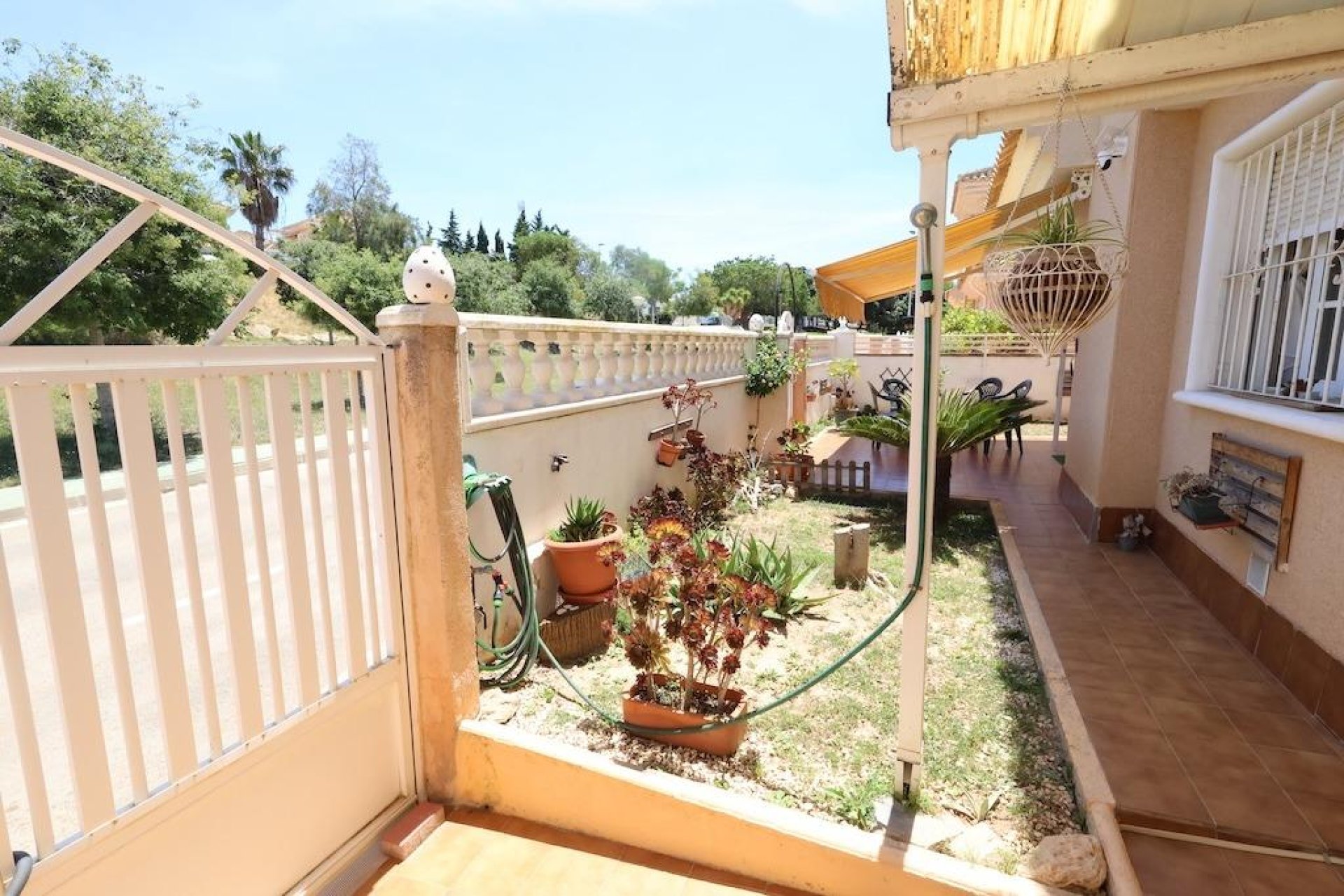 Återförsäljning - Villa -
Torrevieja - Los Balcones
