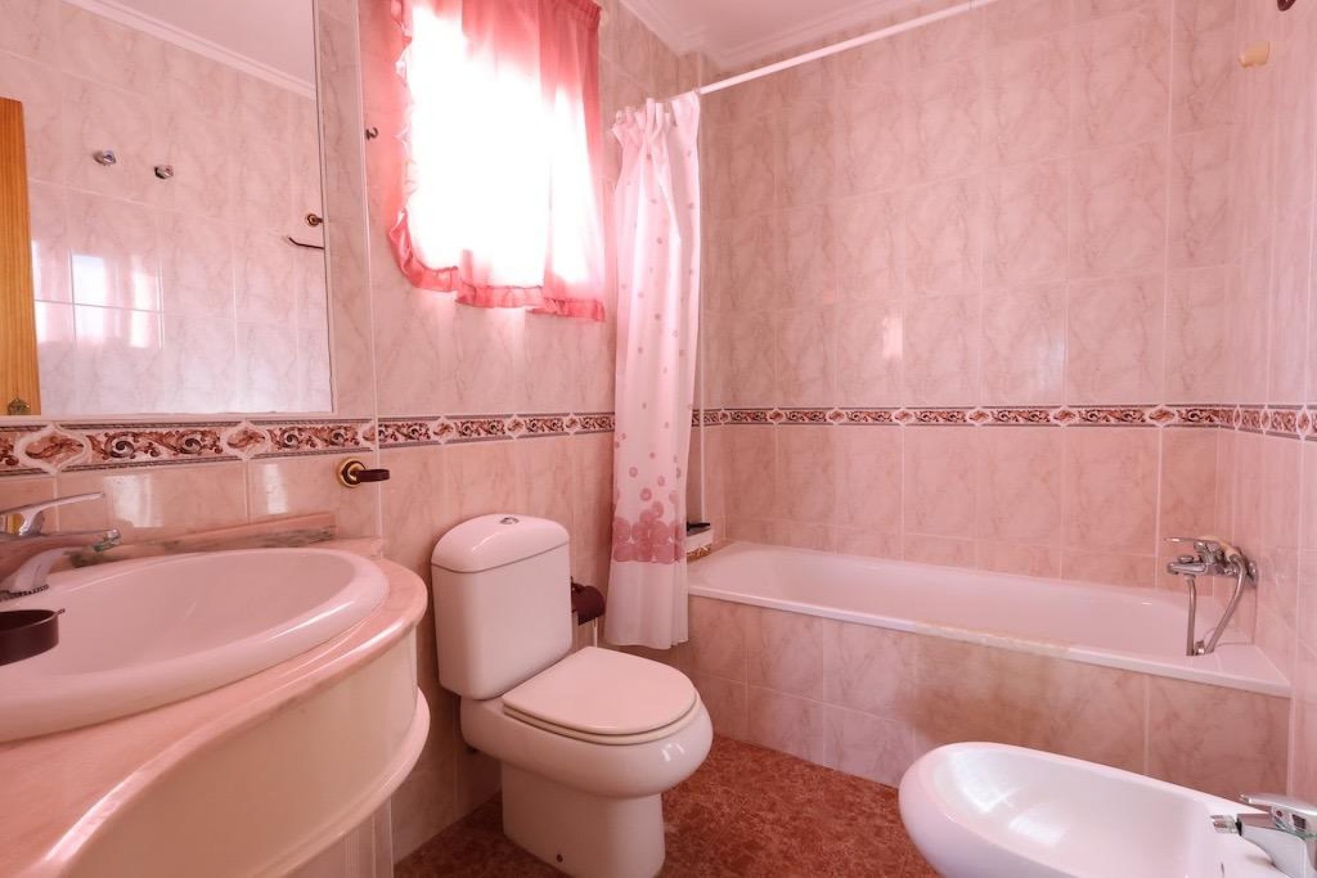 Återförsäljning - Villa -
Torrevieja - Los Balcones