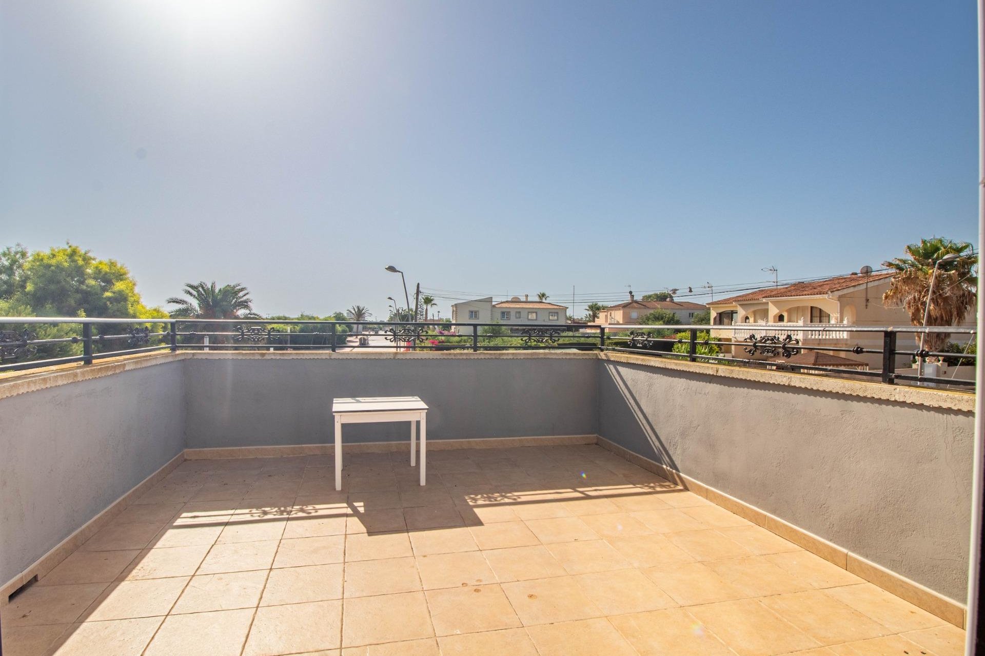 Återförsäljning - Villa -
Torrevieja - Los balcones