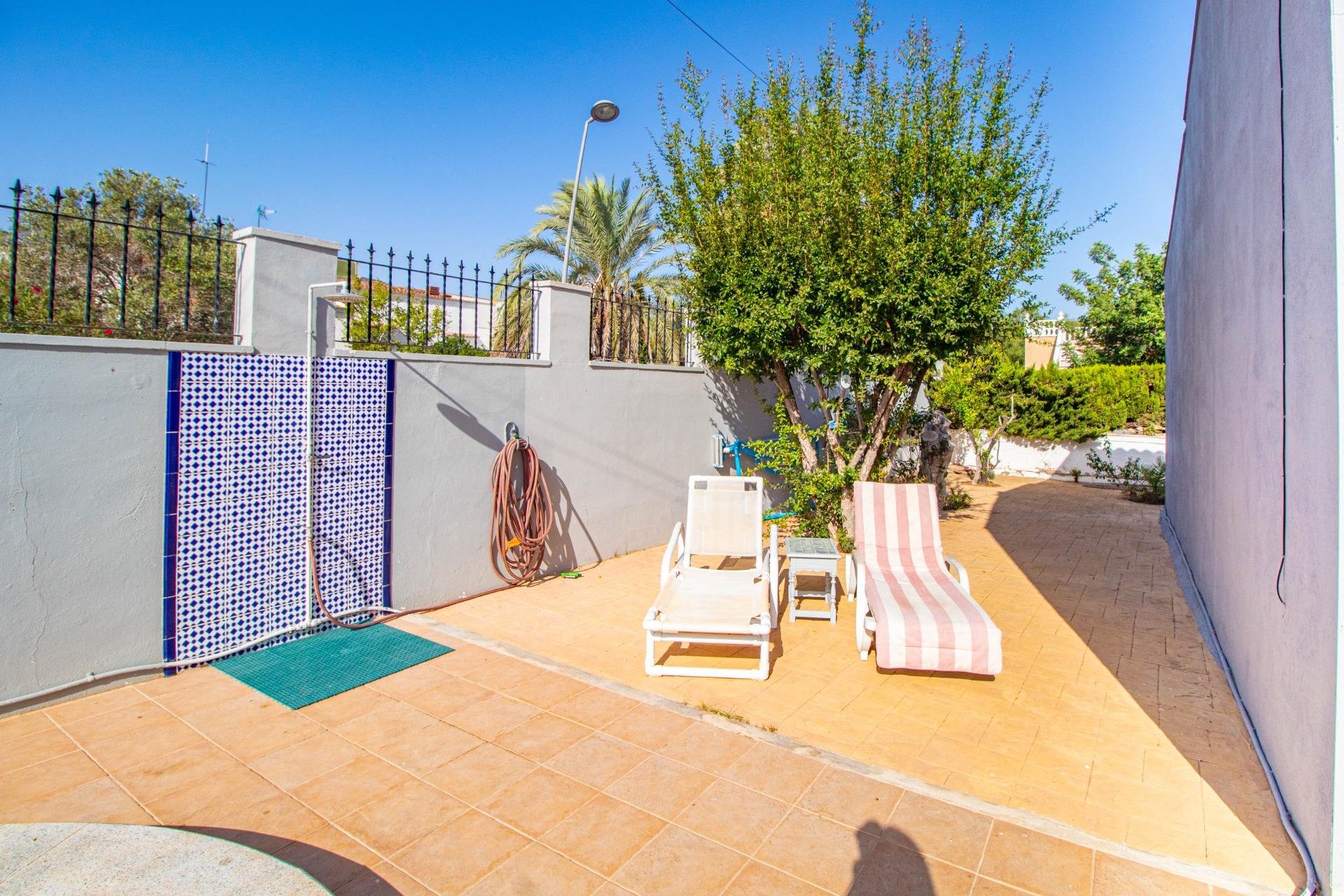 Återförsäljning - Villa -
Torrevieja - Los balcones