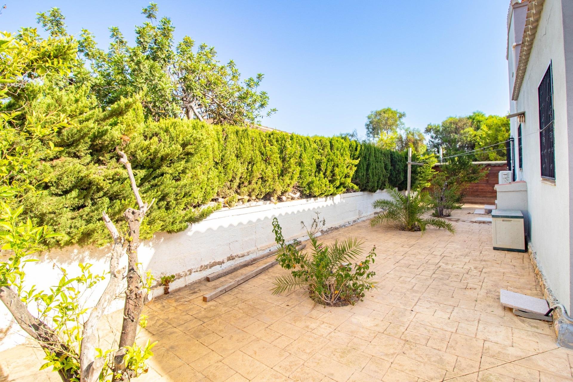 Återförsäljning - Villa -
Torrevieja - Los balcones