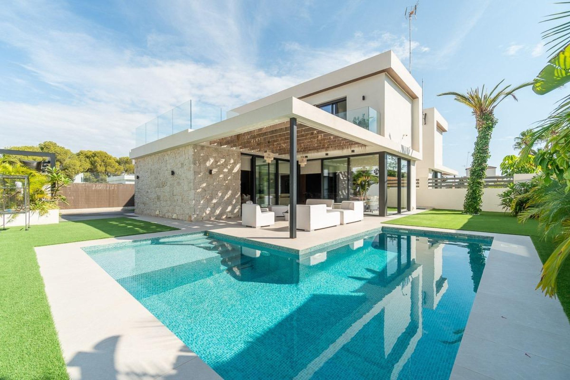 Återförsäljning - Villa -
Torrevieja - Los balcones