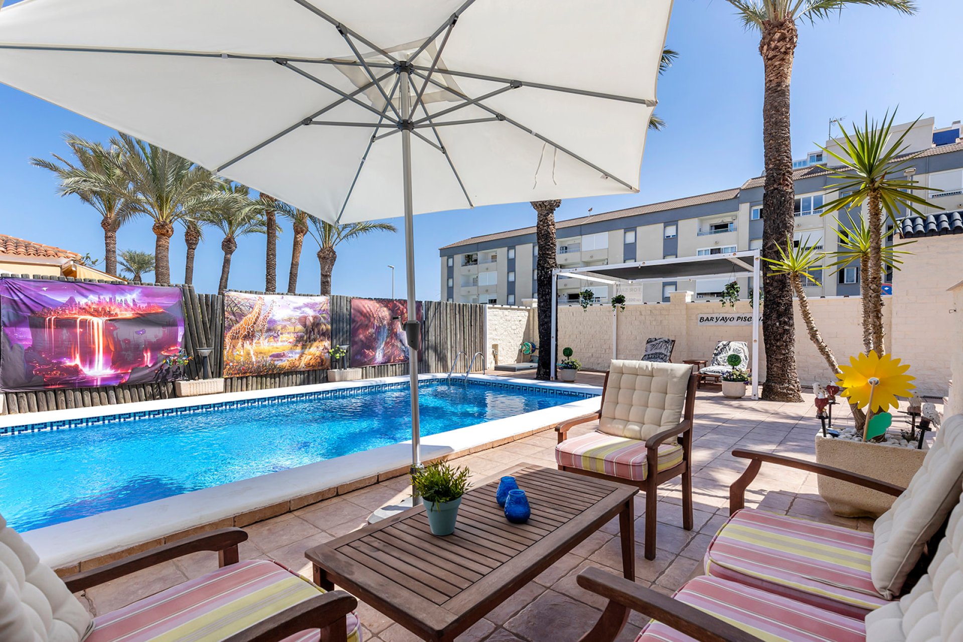 Återförsäljning - Villa -
Torrevieja - Rocio del mar