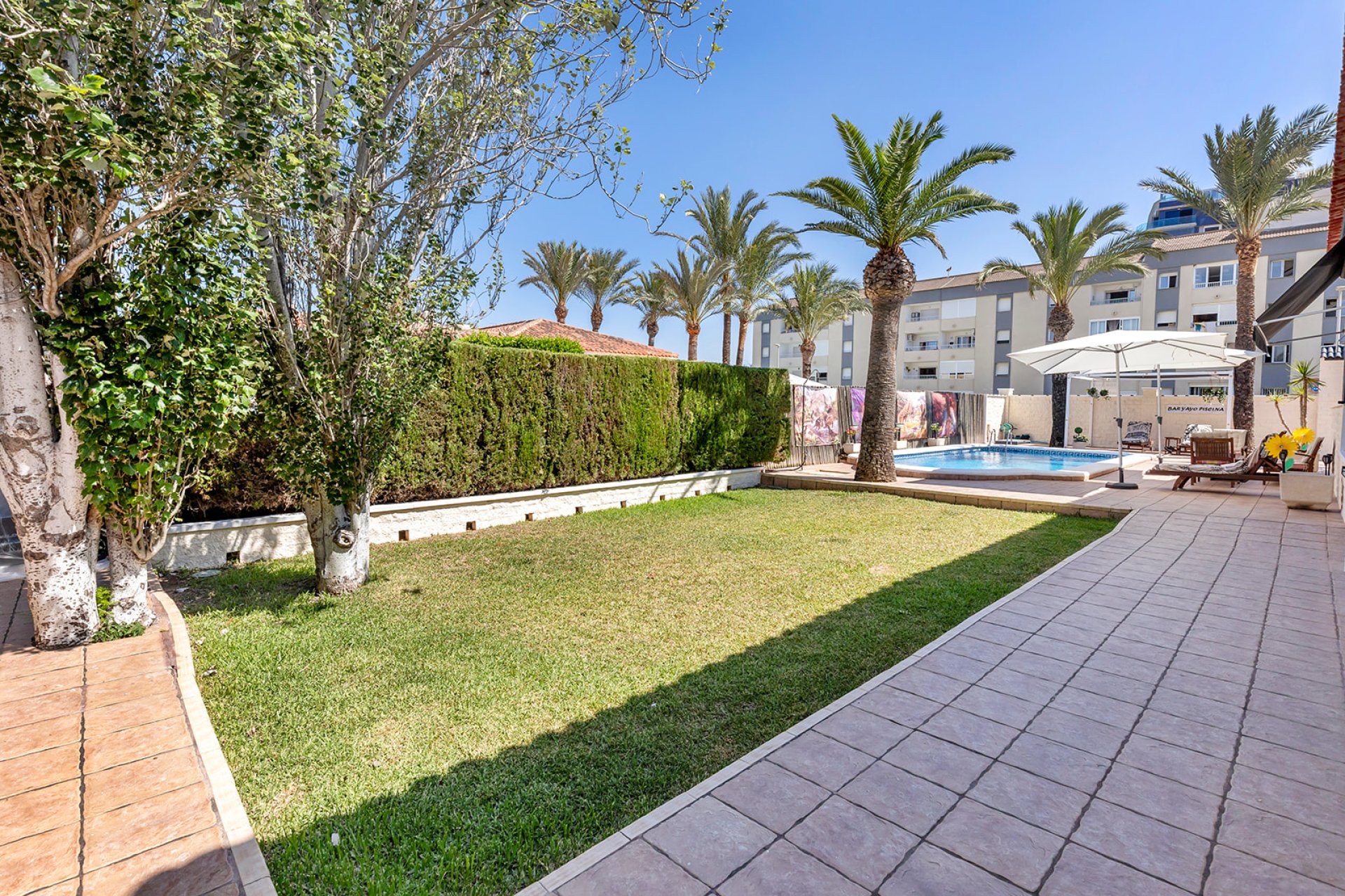 Återförsäljning - Villa -
Torrevieja - Rocio del mar